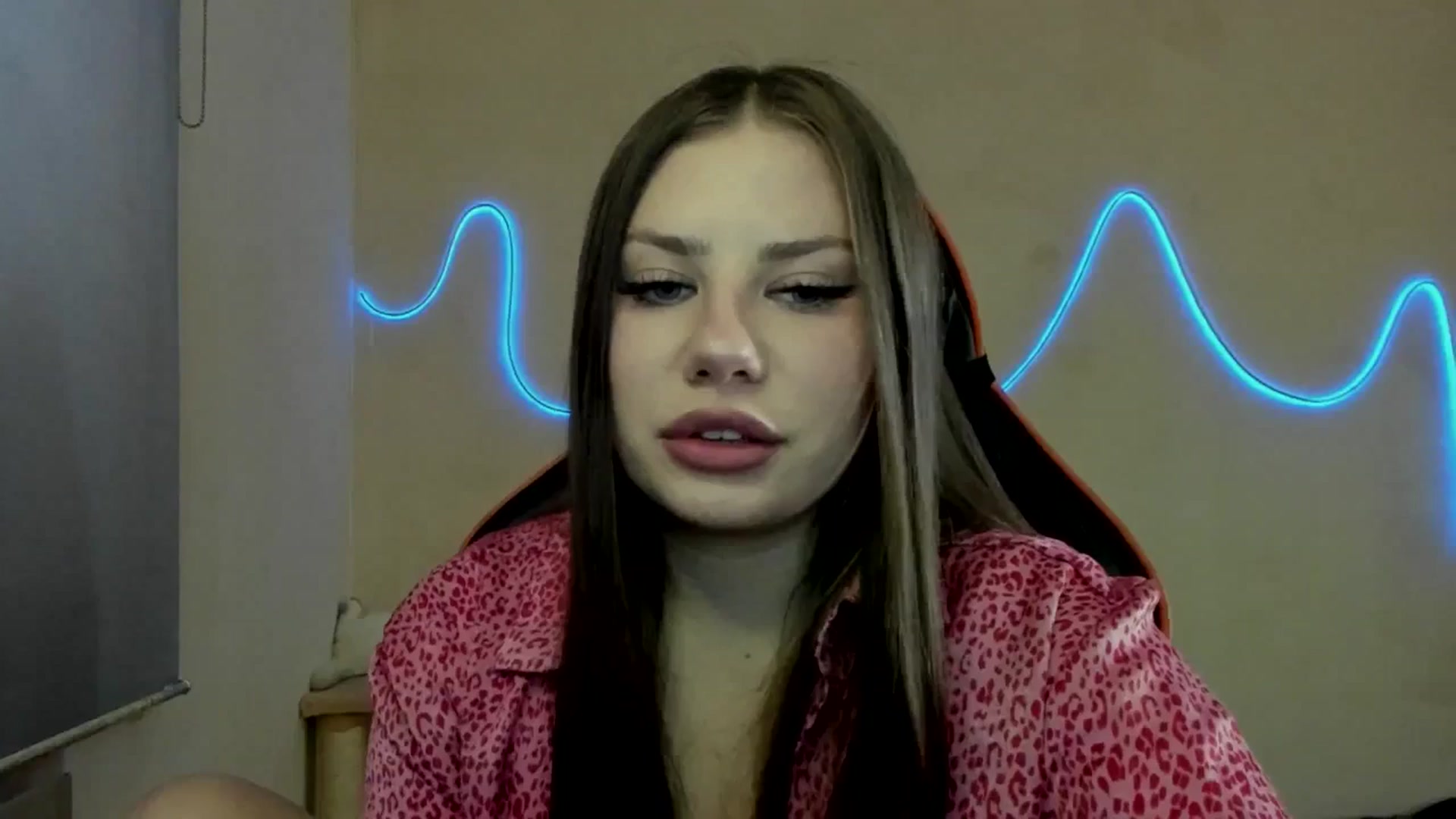 Gallery image thumbnail from FlyingDream's myfreecams stream on, 09/12/2025, 14:21 image 8 of 20