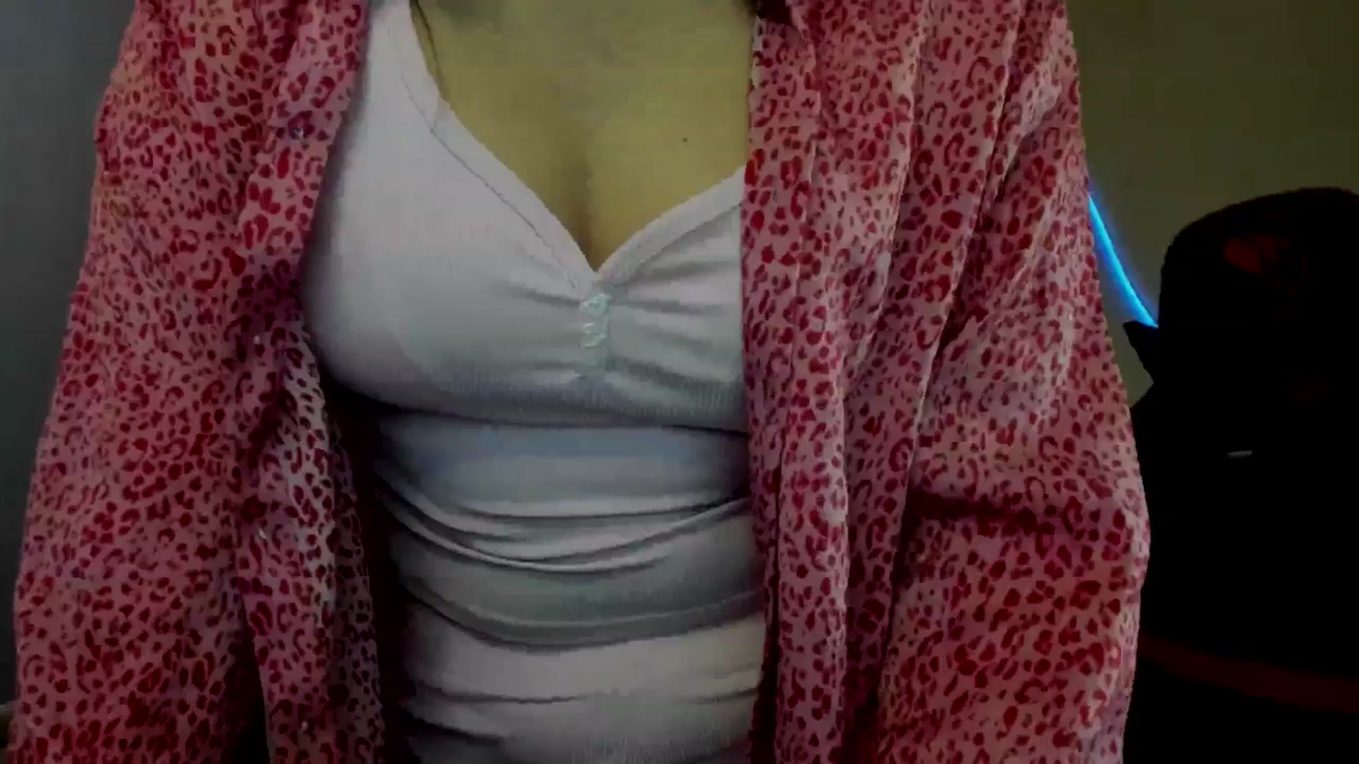 Gallery image thumbnail from FlyingDream's myfreecams stream on, 09/12/2025, 14:21 image 4 of 20