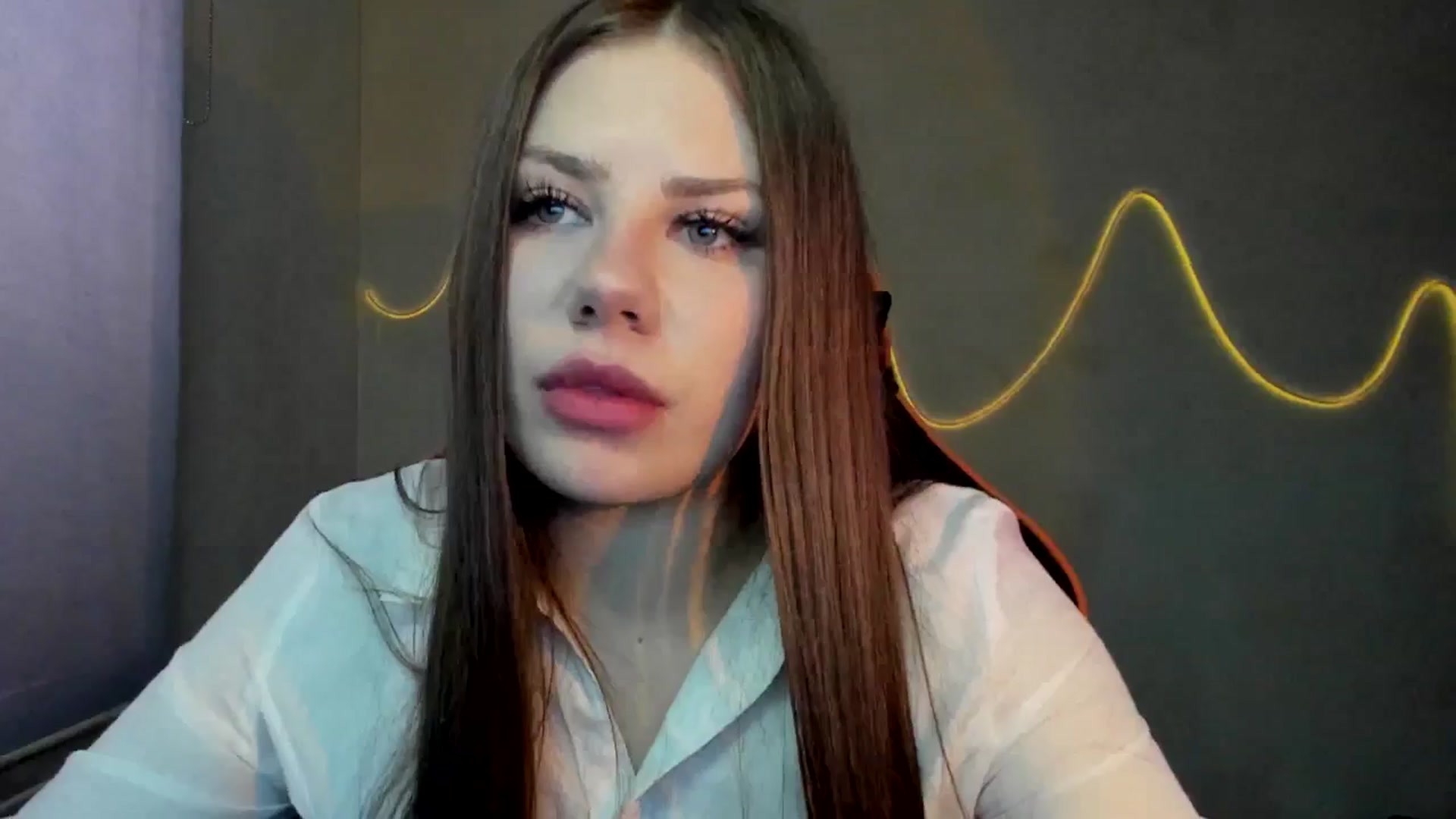 Gallery image thumbnail from FlyingDream's myfreecams stream on, 09/13/2025, 08:35 image 16 of 20