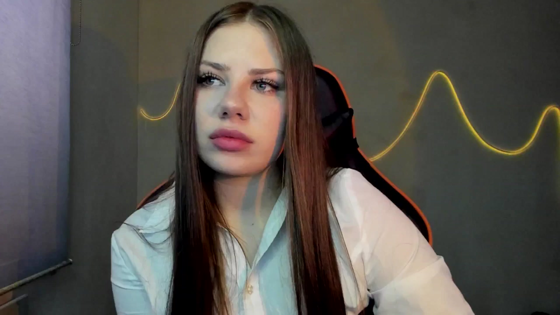 Gallery image thumbnail from FlyingDream's myfreecams stream on, 09/13/2025, 08:35 image 19 of 20