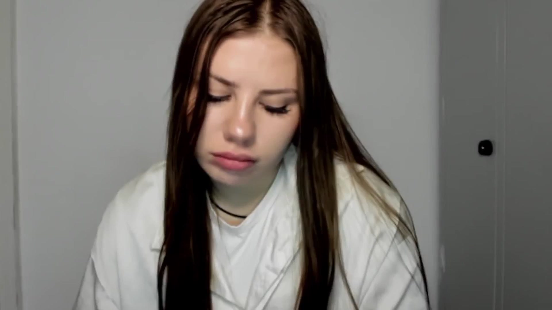 Gallery image thumbnail from FlyingDream's myfreecams stream on, 09/24/2025, 12:22 image 15 of 20