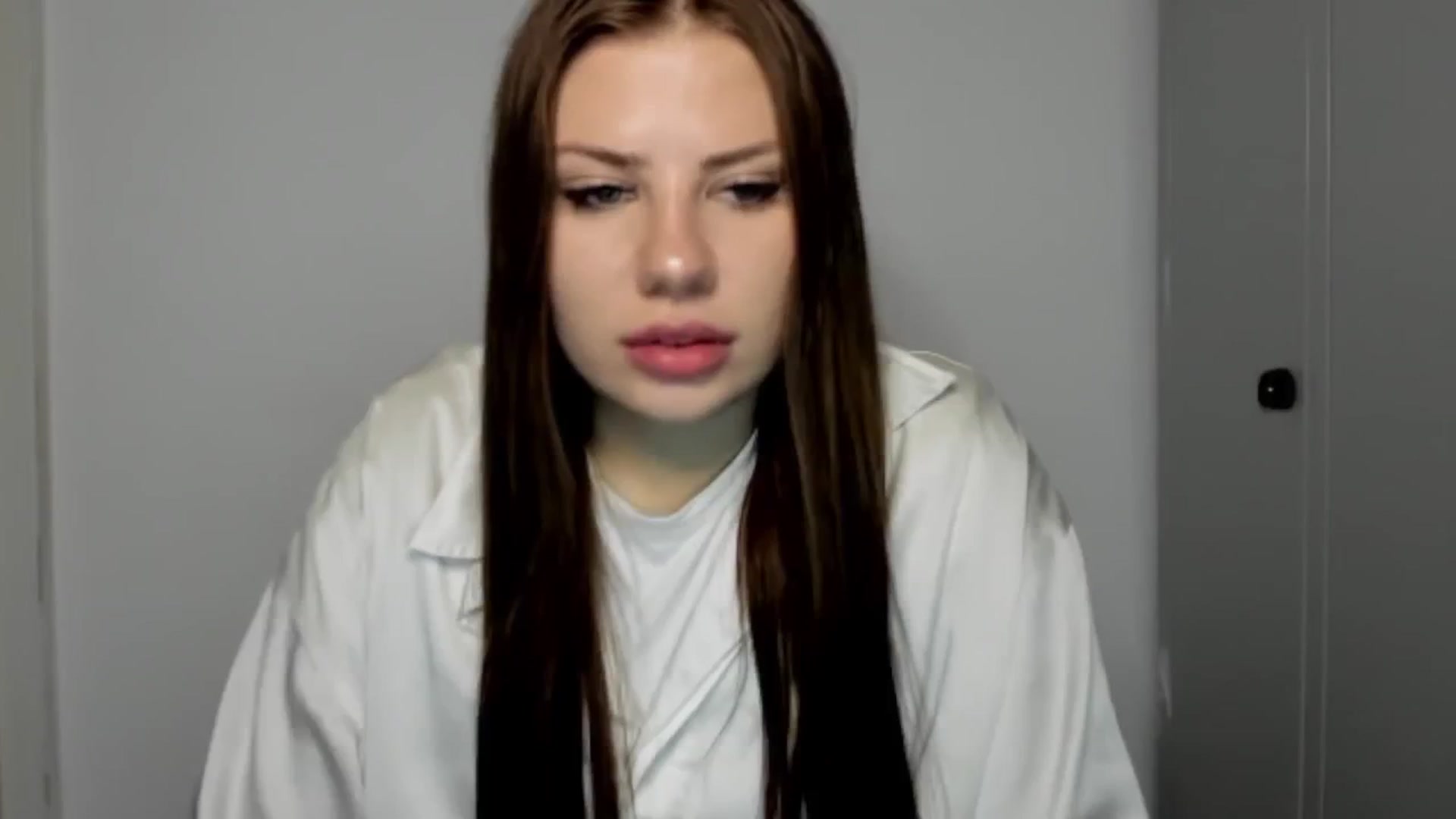 Gallery image thumbnail from FlyingDream's myfreecams stream on, 09/24/2025, 13:24 image 12 of 20