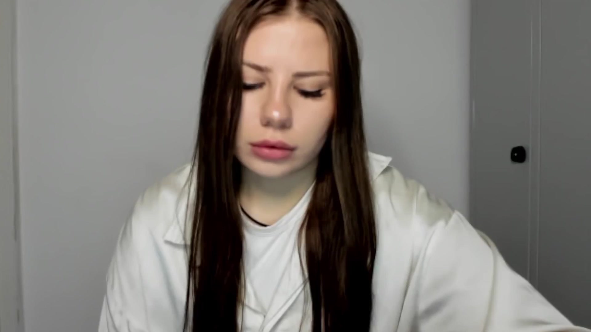 Gallery image thumbnail from FlyingDream's myfreecams stream on, 09/24/2025, 13:24 image 1 of 20