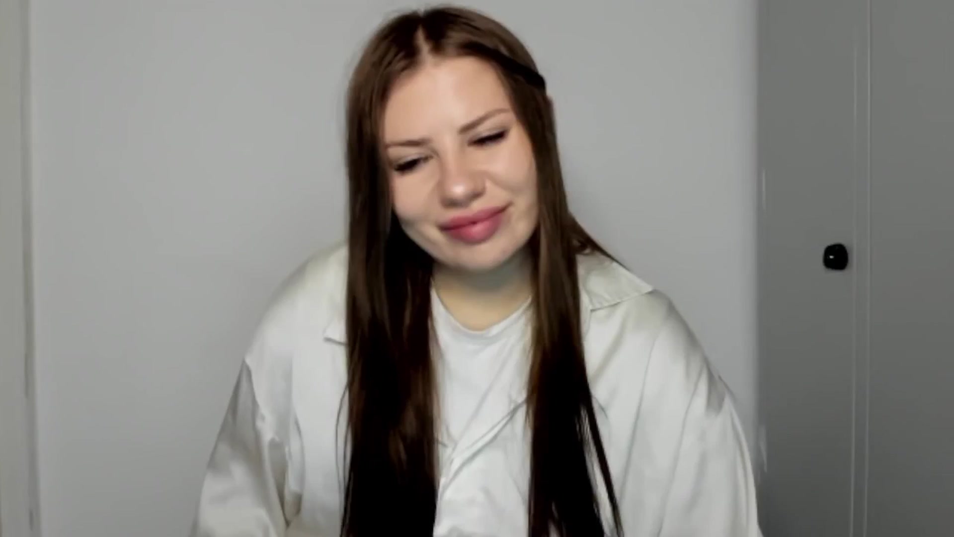 Gallery image thumbnail from FlyingDream's myfreecams stream on, 09/24/2025, 13:24 image 15 of 20
