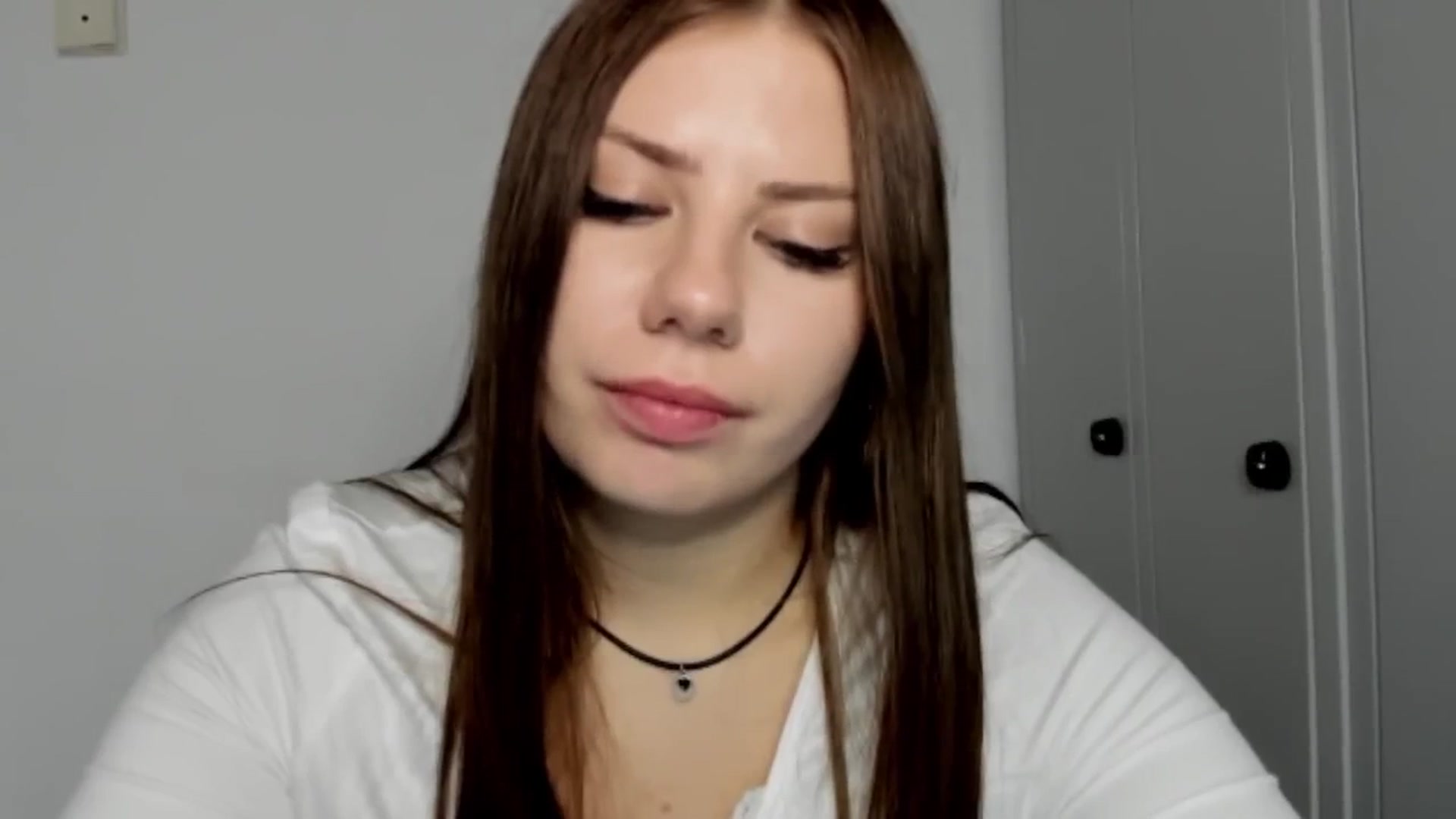 Gallery image thumbnail from FlyingDream's myfreecams stream on, 09/25/2025, 15:38 image 20 of 20