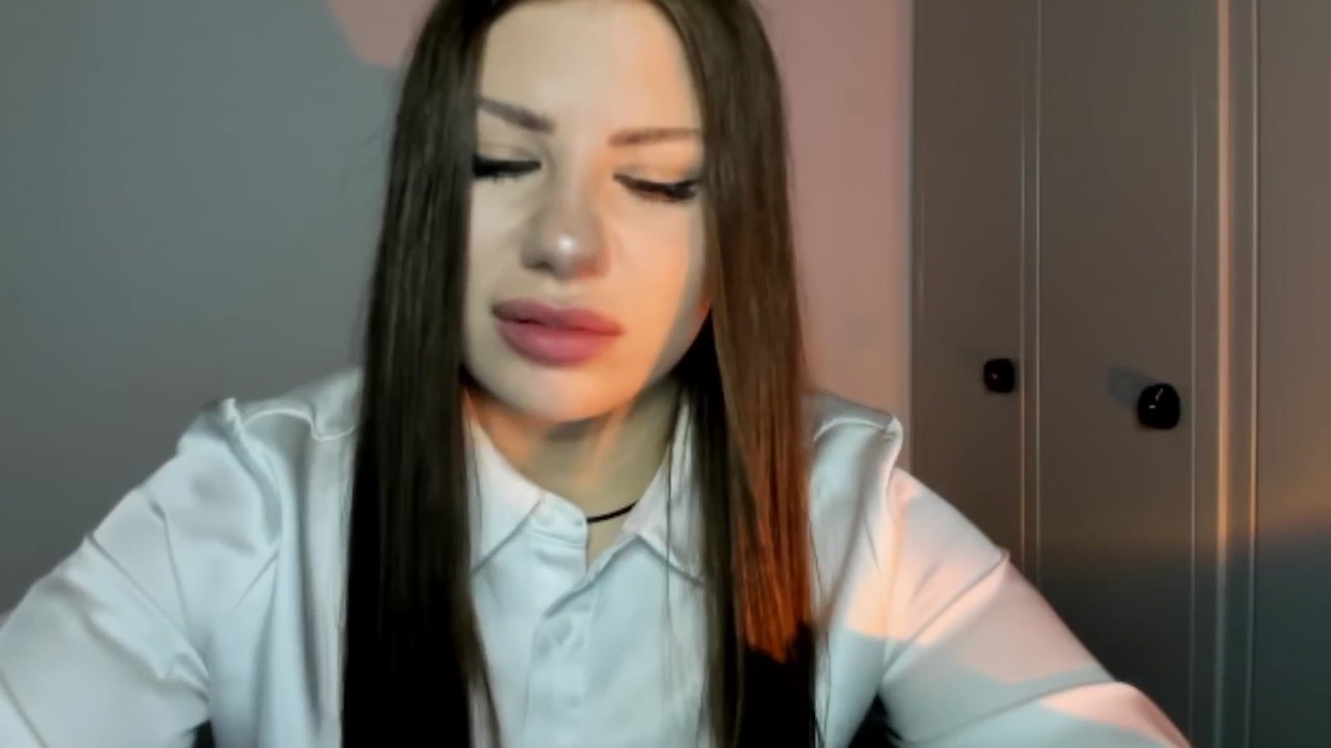 Gallery image thumbnail from FlyingDream's myfreecams stream on, 09/27/2025, 19:15 image 10 of 20