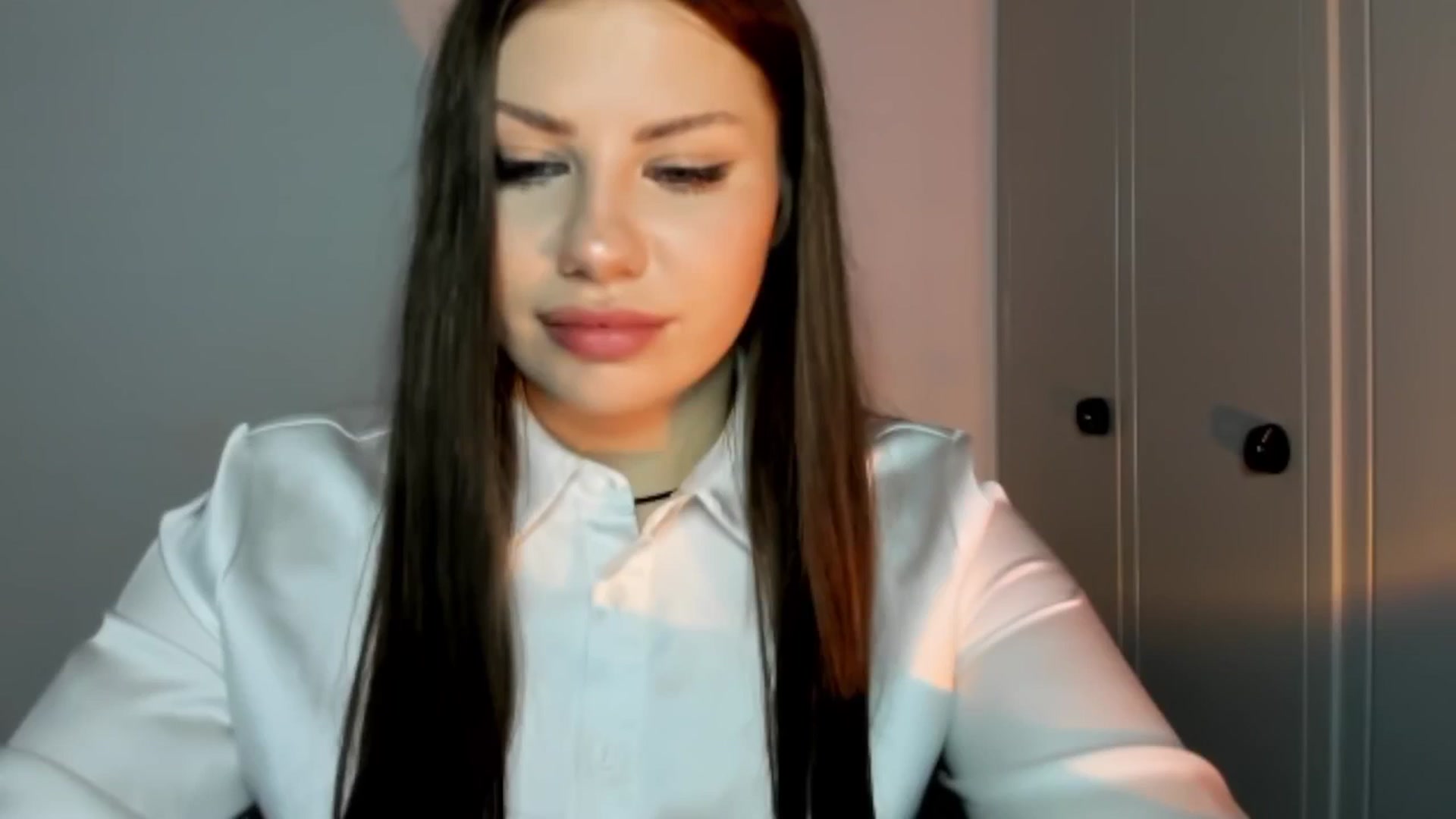Gallery image thumbnail from FlyingDream's myfreecams stream on, 09/27/2025, 19:15 image 7 of 20