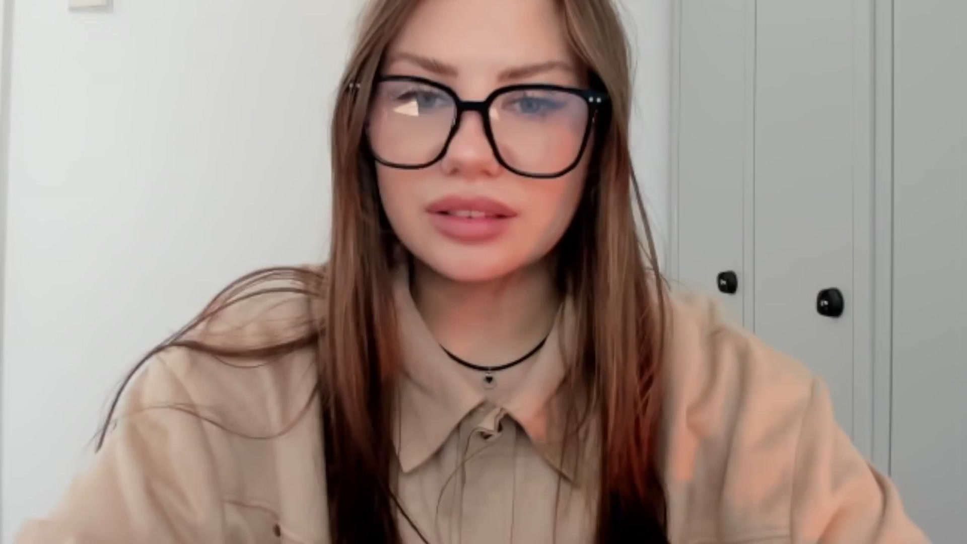 Gallery image thumbnail from FlyingDream's myfreecams stream on, 09/29/2025, 13:22 image 15 of 20
