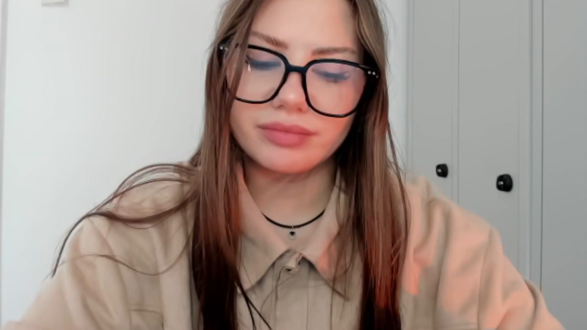 Gallery image thumbnail from FlyingDream's myfreecams stream on, 09/29/2025, 13:22 image 16 of 20