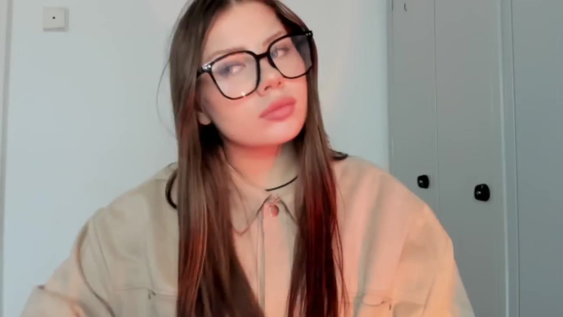 Gallery image thumbnail from FlyingDream's myfreecams stream on, 09/29/2025, 13:22 image 6 of 20