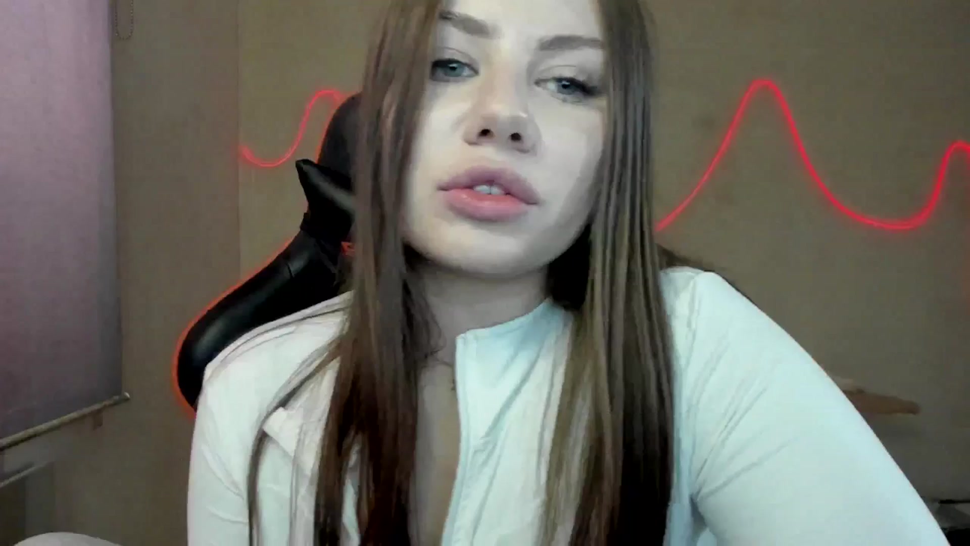 Gallery image thumbnail from FlyingDream's myfreecams stream on, 10/11/2025, 11:53 image 19 of 20