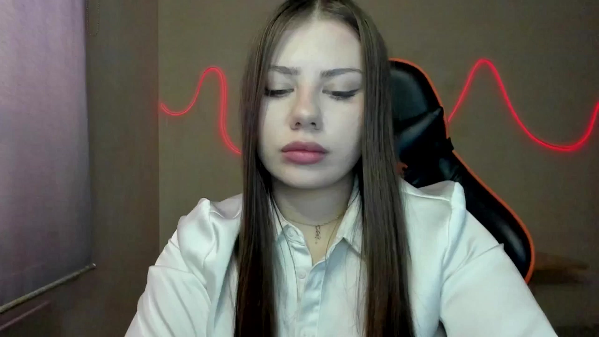 Gallery image thumbnail from FlyingDream's myfreecams stream on, 10/19/2025, 10:05 image 11 of 20