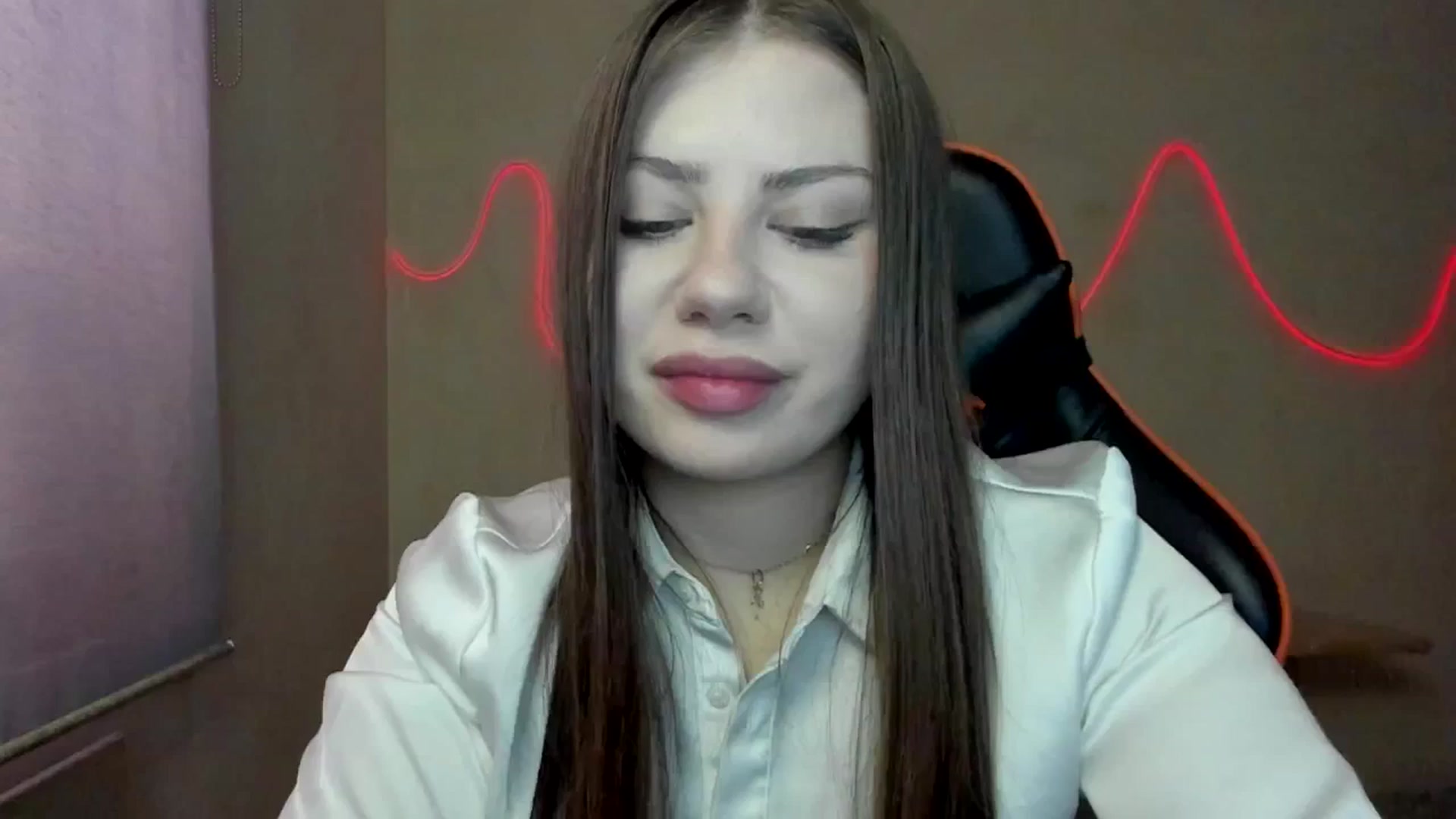 Gallery image thumbnail from FlyingDream's myfreecams stream on, 10/19/2025, 10:05 image 7 of 20