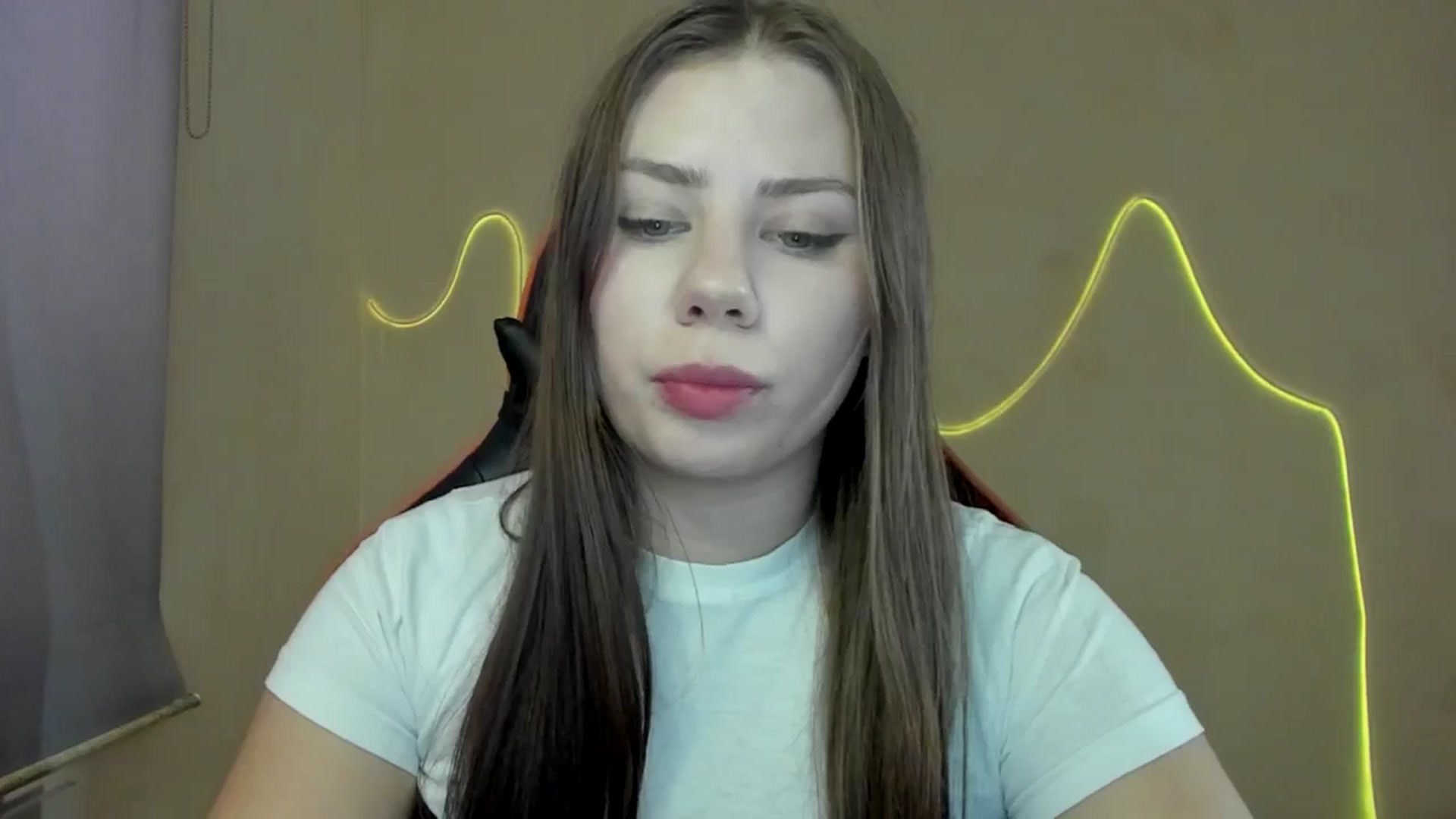 Gallery image thumbnail from FlyingDream's myfreecams stream on, 10/25/2025, 13:08 image 2 of 20