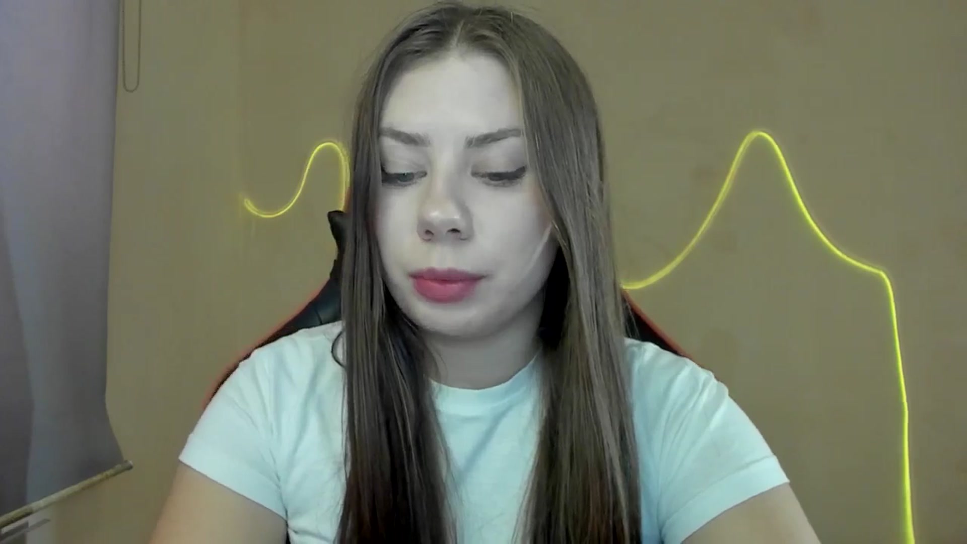 Gallery image thumbnail from FlyingDream's myfreecams stream on, 10/25/2025, 13:08 image 7 of 20