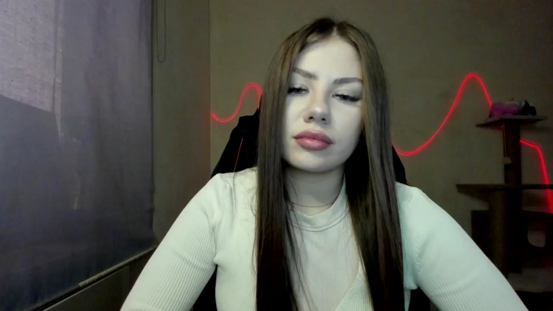 Gallery image thumbnail from FlyingDream's myfreecams stream on, 11/05/2025, 13:35 image 14 of 20