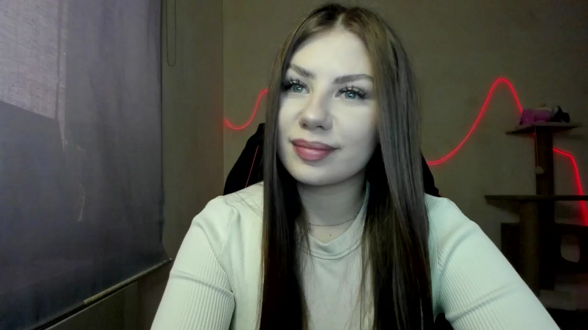 Gallery image thumbnail from FlyingDream's myfreecams stream on, 11/05/2025, 13:35 image 9 of 20