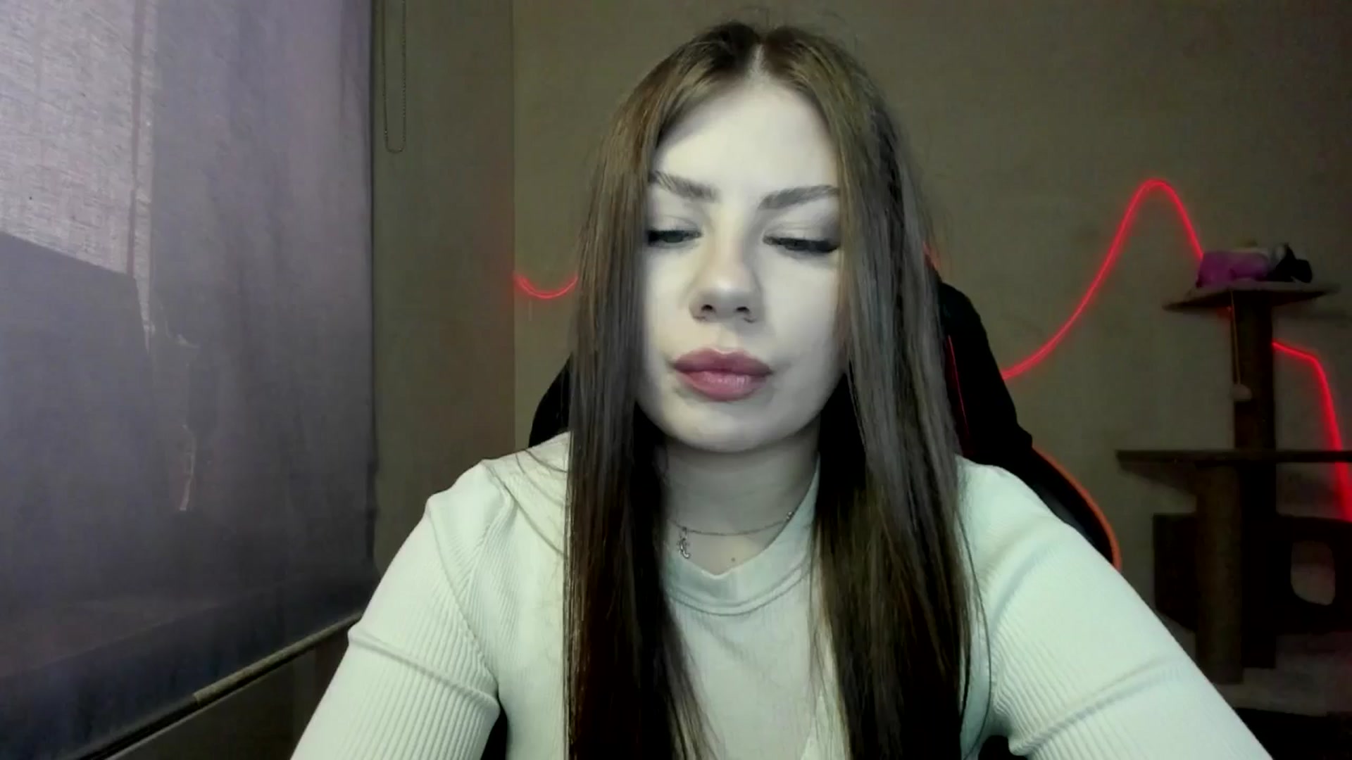 Gallery image thumbnail from FlyingDream's myfreecams stream on, 11/05/2025, 13:35 image 2 of 20