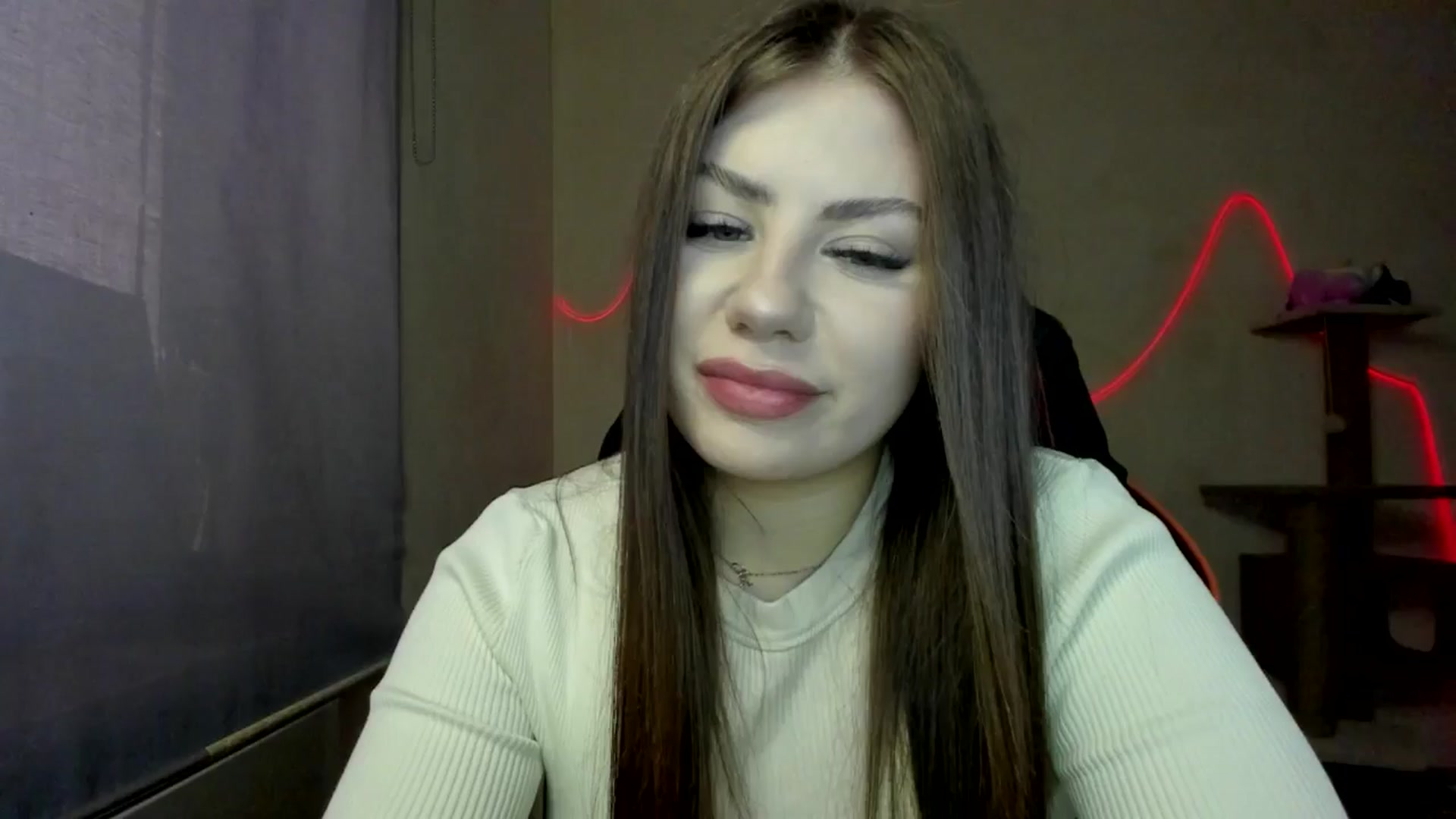 Gallery image thumbnail from FlyingDream's myfreecams stream on, 11/05/2025, 13:35 image 15 of 20