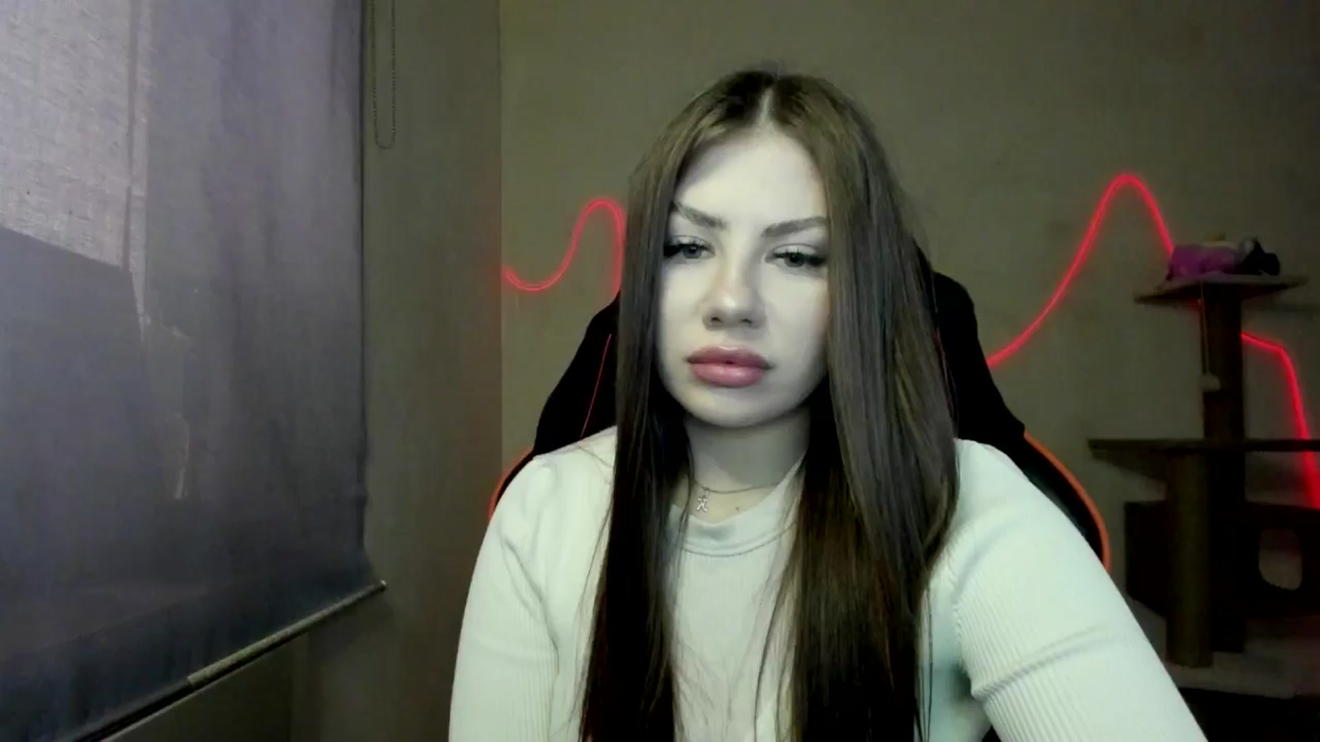 Gallery image thumbnail from FlyingDream's myfreecams stream on, 11/05/2025, 13:35 image 7 of 20