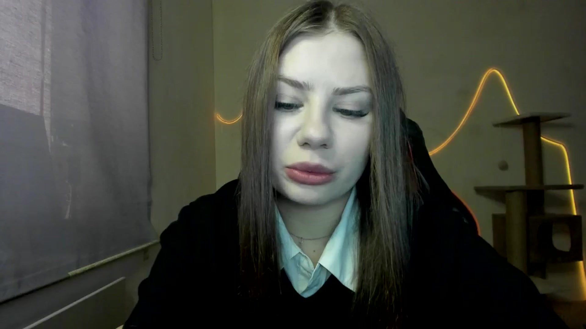 Gallery image thumbnail from FlyingDream's myfreecams stream on, 11/07/2025, 10:39 image 6 of 20
