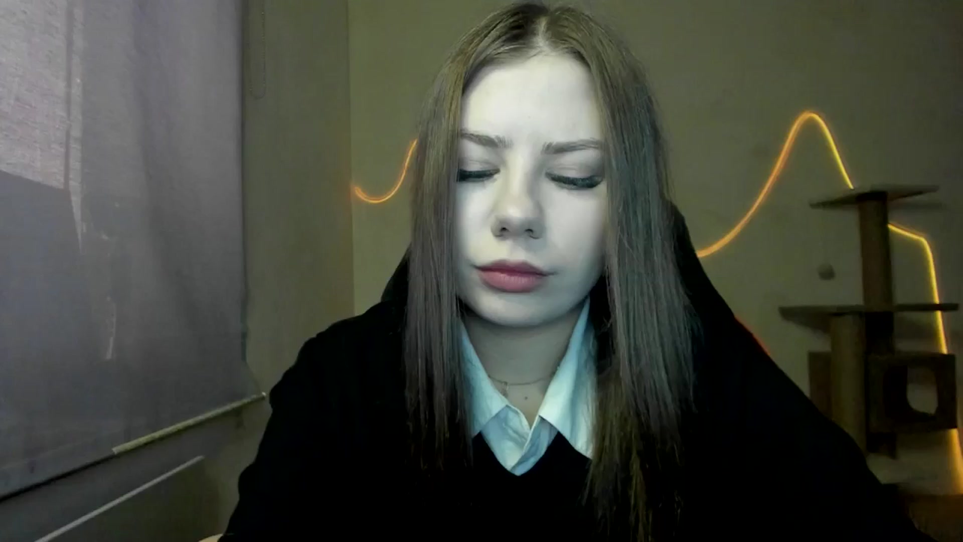 Gallery image thumbnail from FlyingDream's myfreecams stream on, 11/07/2025, 10:39 image 5 of 20