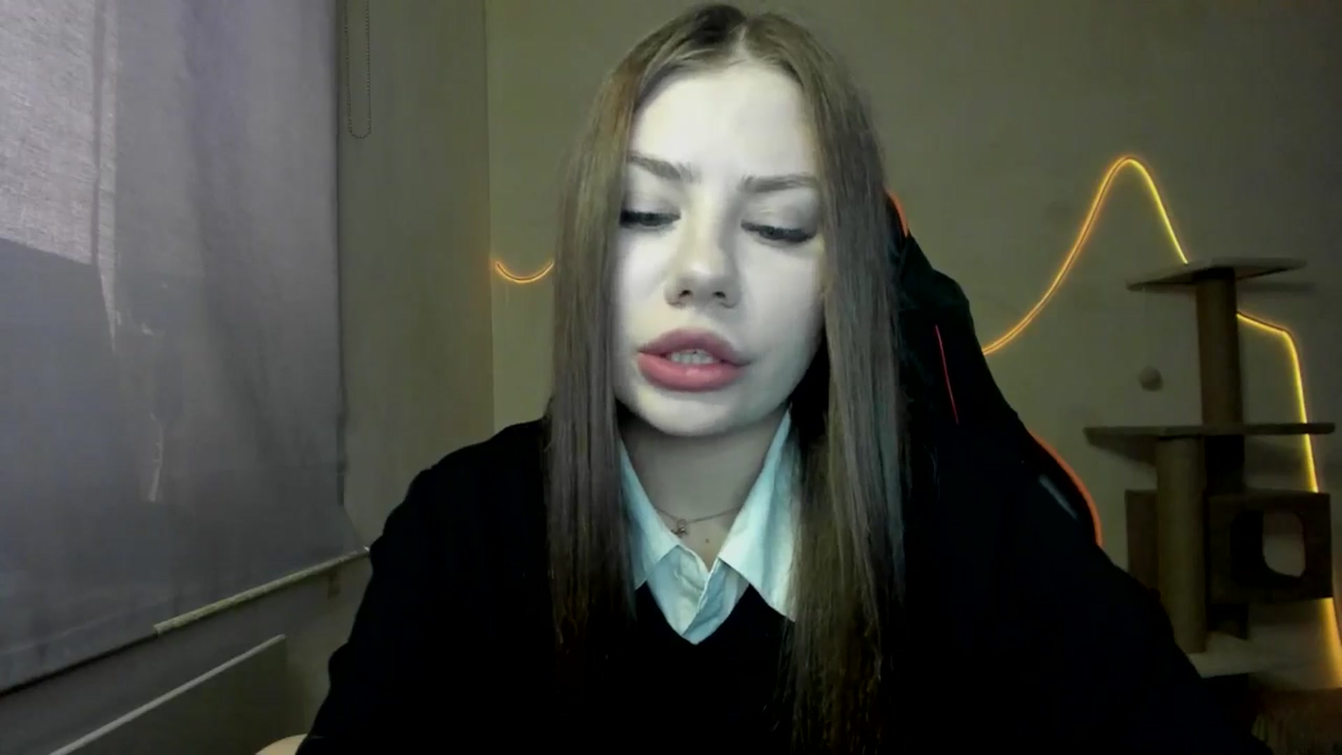 Gallery image thumbnail from FlyingDream's myfreecams stream on, 11/07/2025, 10:39 image 7 of 20