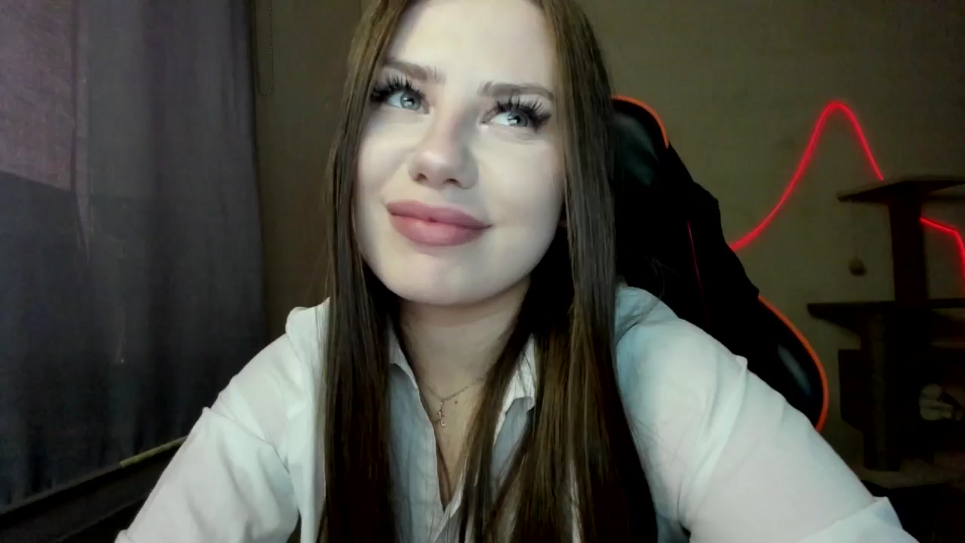 Gallery image thumbnail from FlyingDream's myfreecams stream on, 11/09/2025, 14:24 image 7 of 20