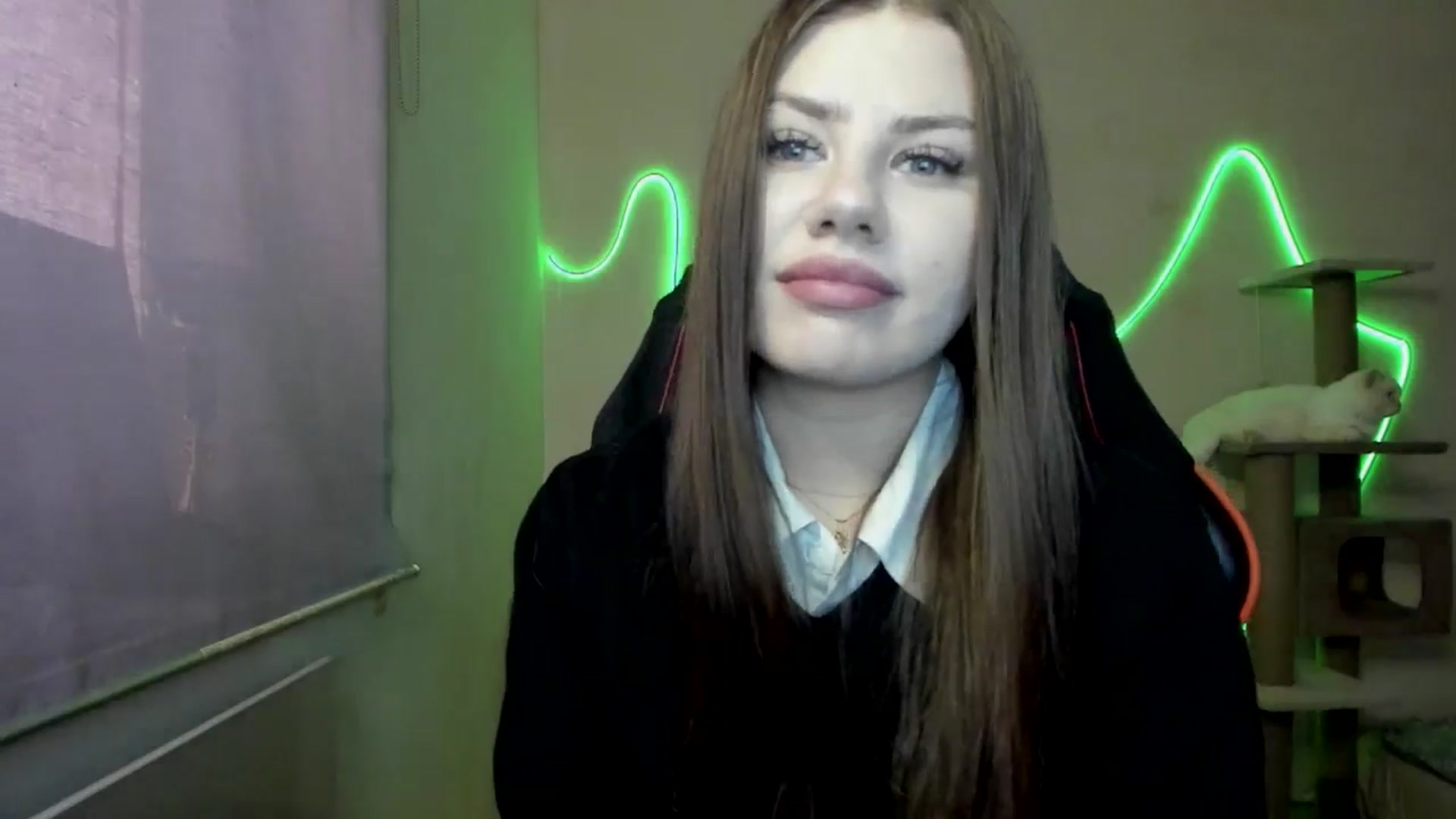 Gallery image thumbnail from FlyingDream's myfreecams stream on, 11/13/2025, 11:56 image 18 of 20
