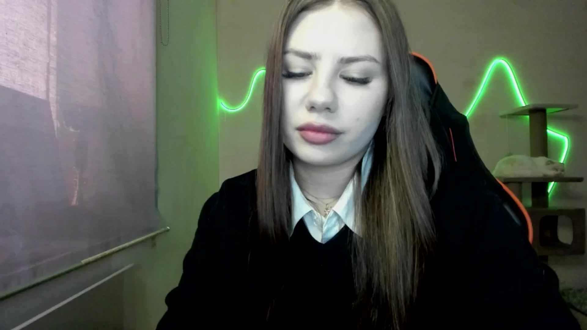 Gallery image thumbnail from FlyingDream's myfreecams stream on, 11/13/2025, 11:56 image 1 of 20