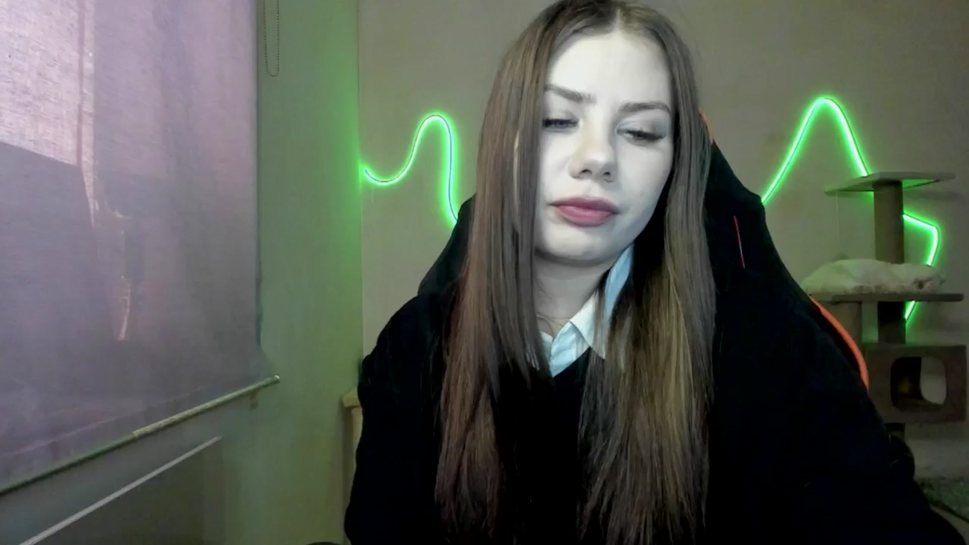 Gallery image thumbnail from FlyingDream's myfreecams stream on, 11/13/2025, 11:56 image 10 of 20