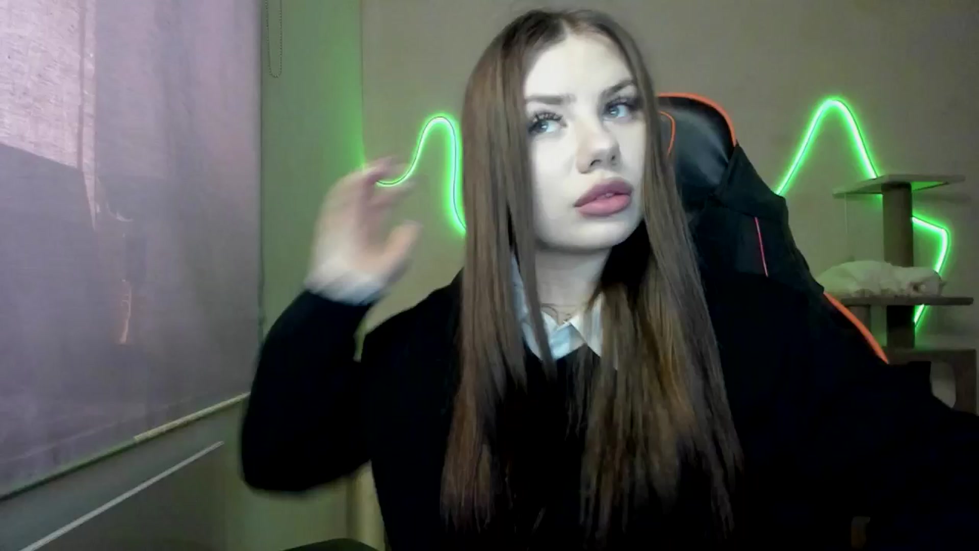 Gallery image thumbnail from FlyingDream's myfreecams stream on, 11/13/2025, 11:56 image 14 of 20
