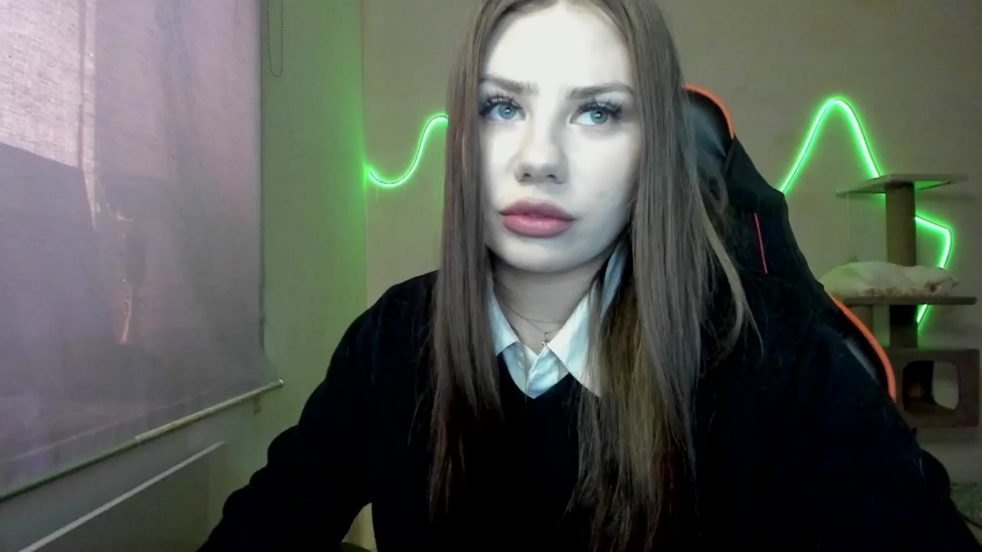 Gallery image thumbnail from FlyingDream's myfreecams stream on, 11/13/2025, 11:56 image 8 of 20