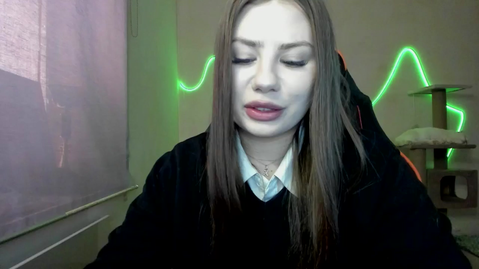 Gallery image thumbnail from FlyingDream's myfreecams stream on, 11/13/2025, 11:56 image 7 of 20