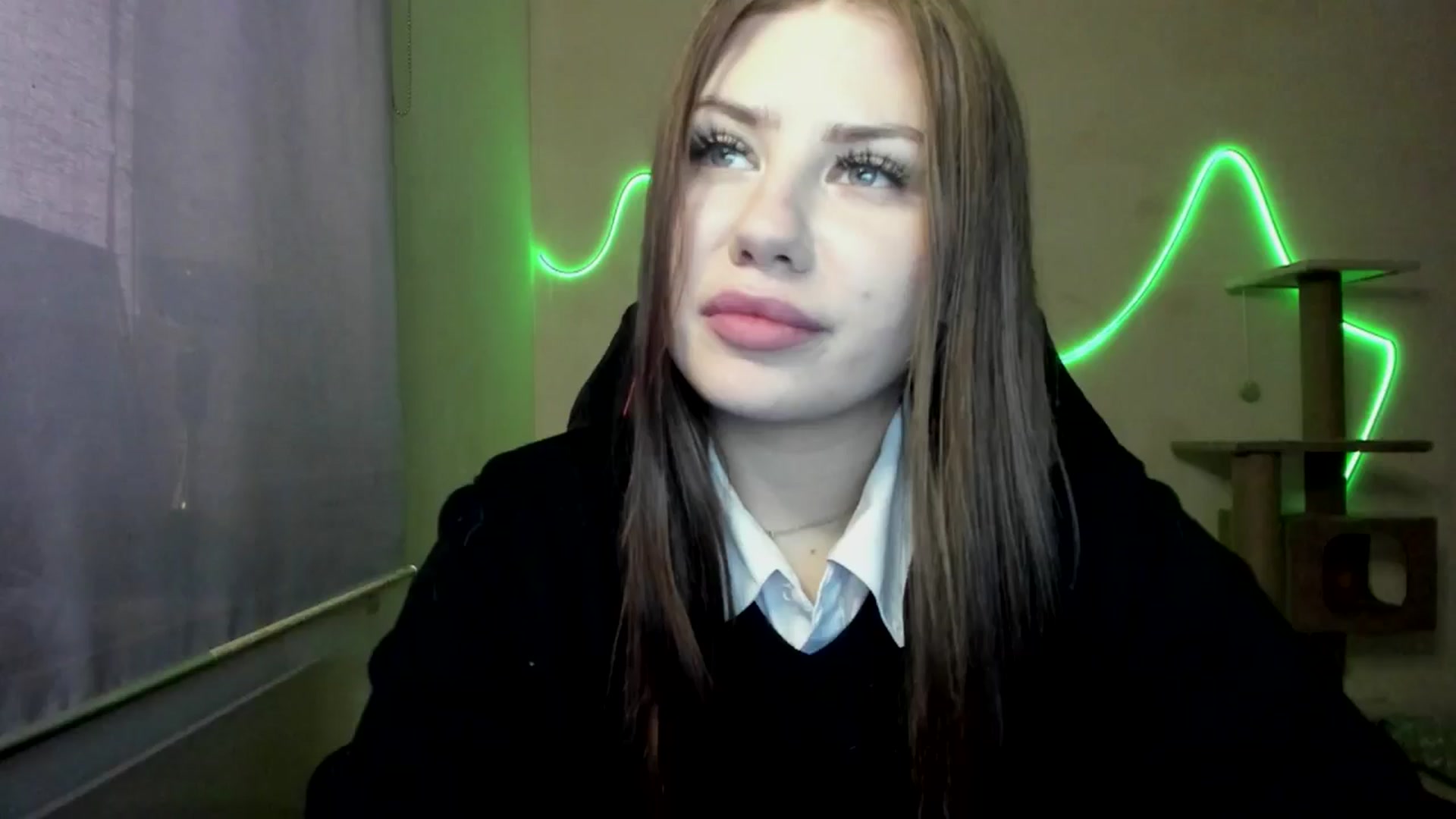 Gallery image thumbnail from FlyingDream's myfreecams stream on, 11/13/2025, 13:55 image 2 of 20