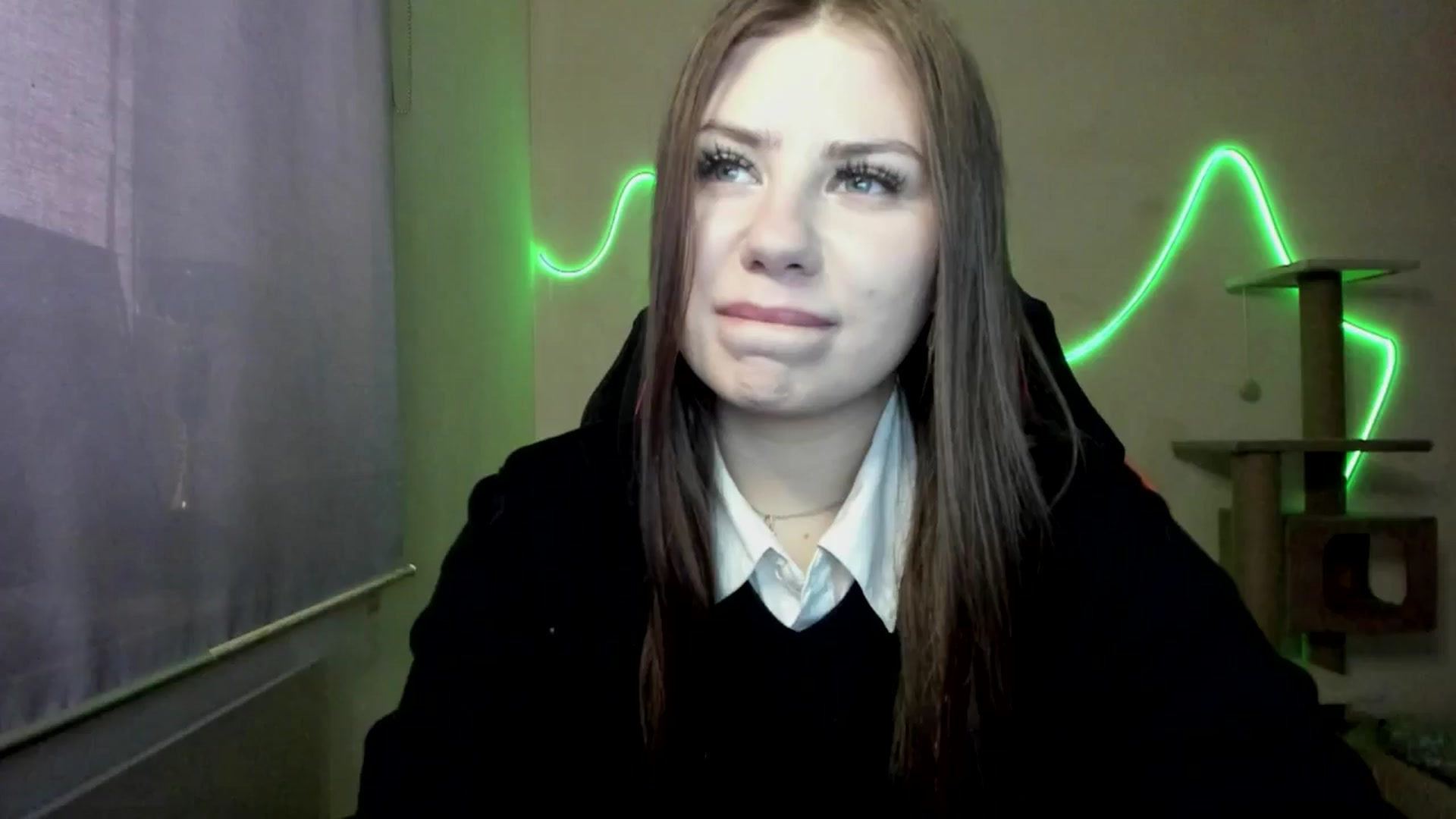 Gallery image thumbnail from FlyingDream's myfreecams stream on, 11/13/2025, 13:55 image 1 of 20