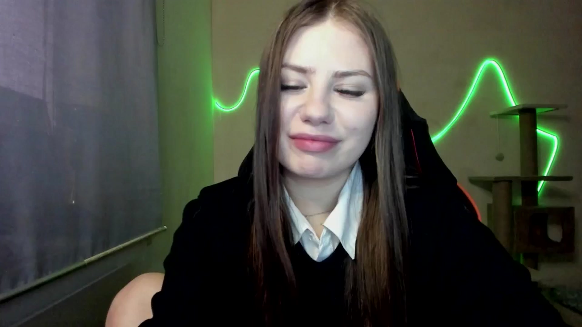Gallery image thumbnail from FlyingDream's myfreecams stream on, 11/13/2025, 13:55 image 7 of 20