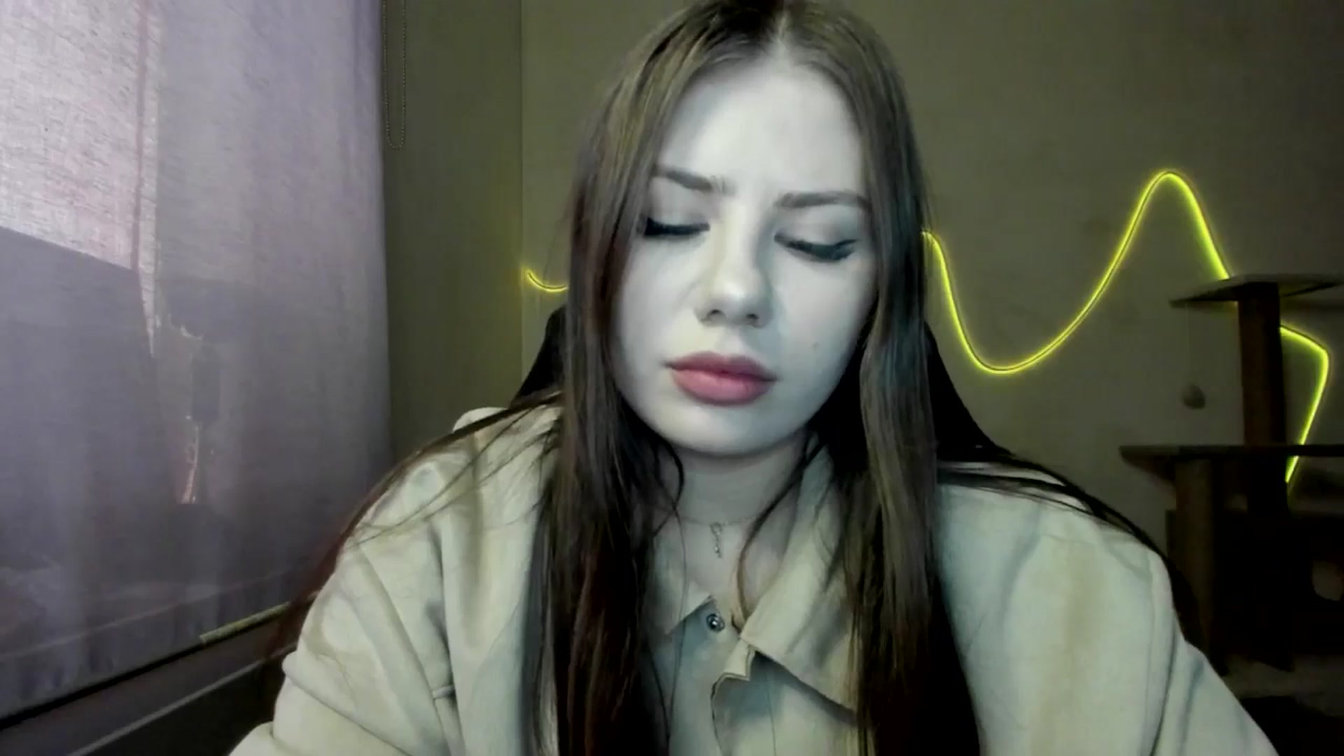 Gallery image thumbnail from FlyingDream's myfreecams stream on, 11/14/2025, 10:32 image 9 of 20