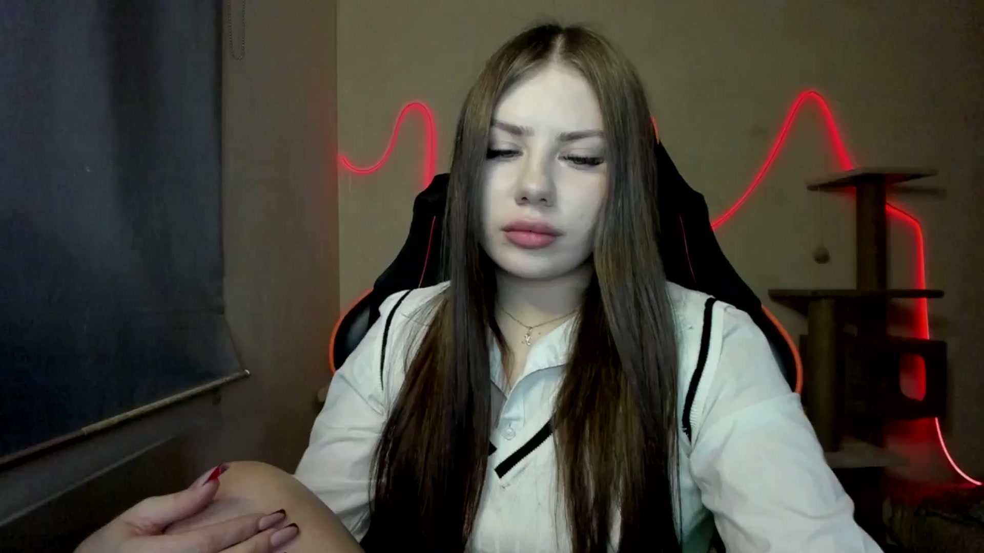 Gallery image thumbnail from FlyingDream's myfreecams stream on, 11/15/2025, 17:00 image 9 of 20
