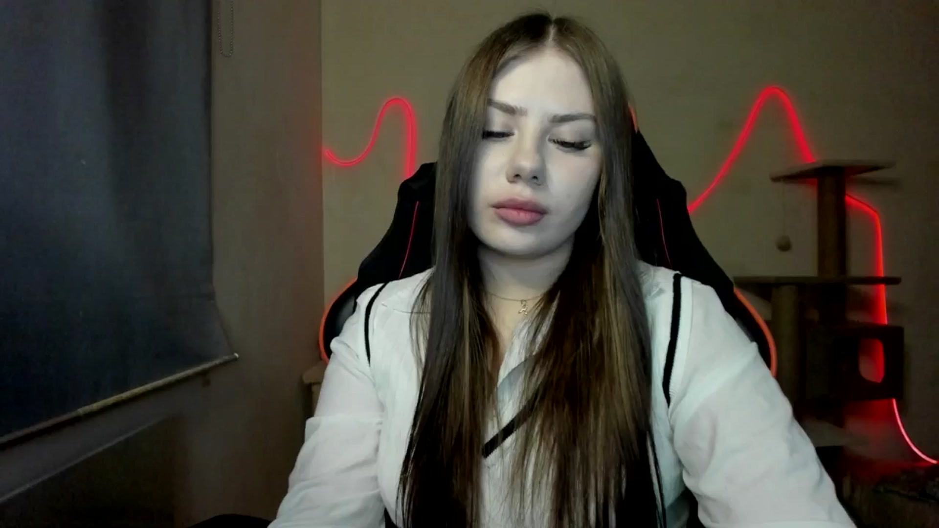 Gallery image thumbnail from FlyingDream's myfreecams stream on, 11/15/2025, 17:00 image 3 of 20