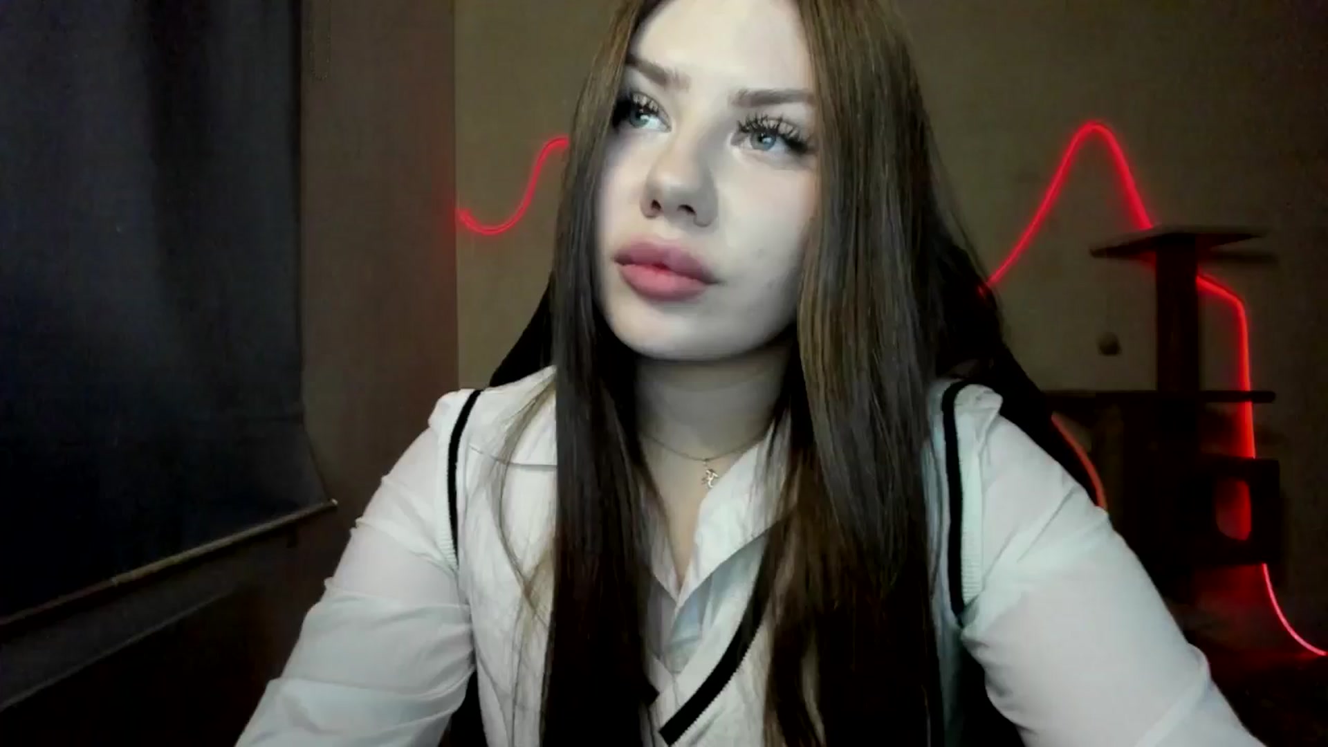 Gallery image thumbnail from FlyingDream's myfreecams stream on, 11/15/2025, 17:00 image 7 of 20