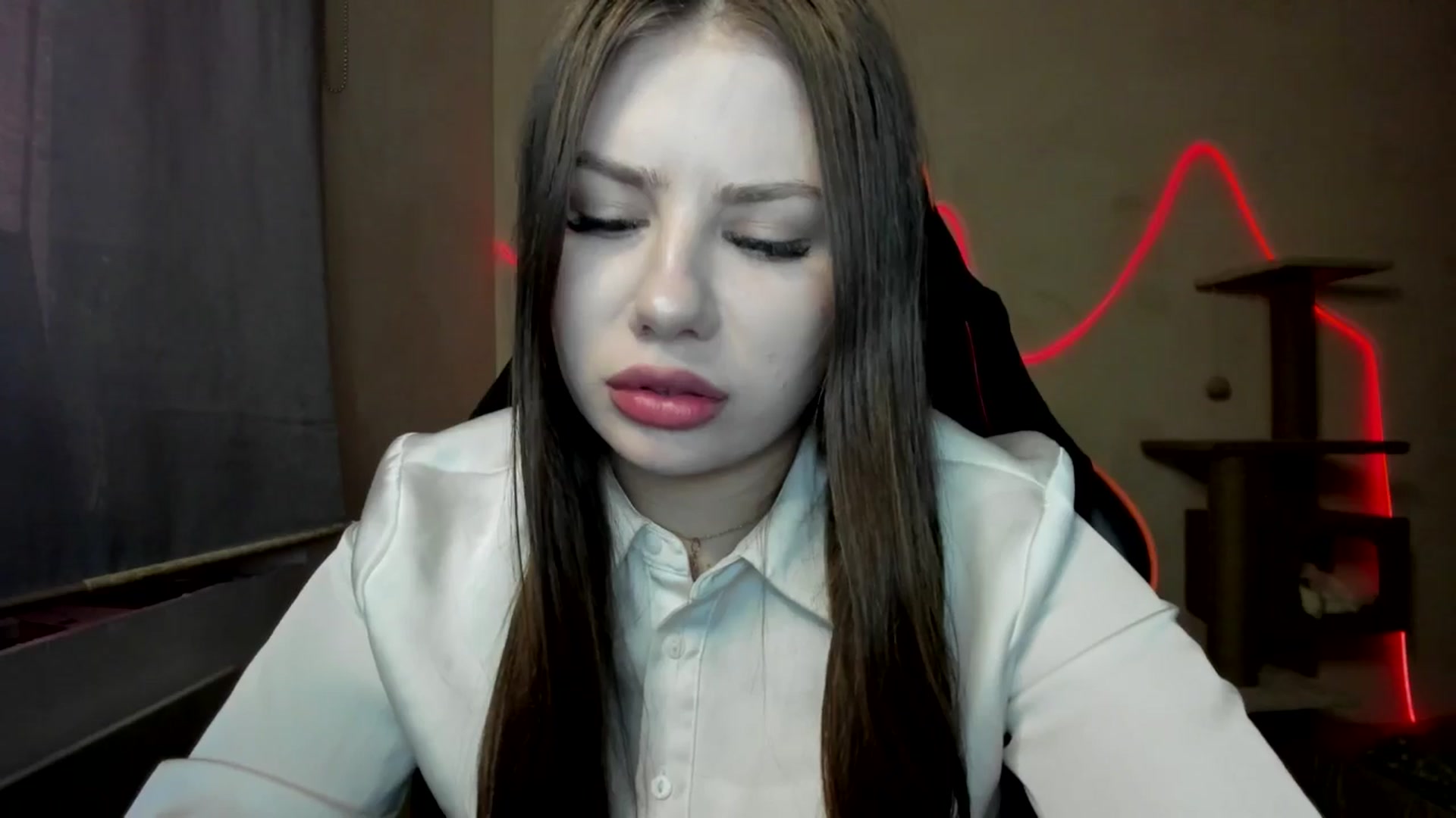 Gallery image thumbnail from FlyingDream's myfreecams stream on, 11/16/2025, 14:11 image 10 of 20