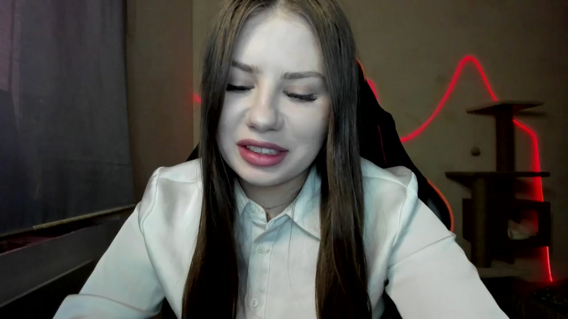 Gallery image thumbnail from FlyingDream's myfreecams stream on, 11/16/2025, 14:11 image 9 of 20
