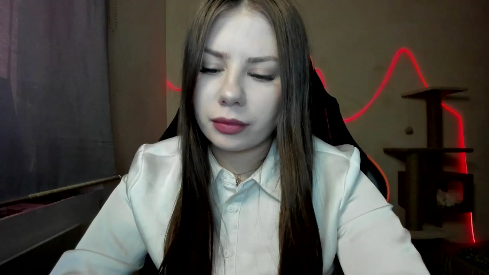 Gallery image thumbnail from FlyingDream's myfreecams stream on, 11/16/2025, 14:11 image 7 of 20