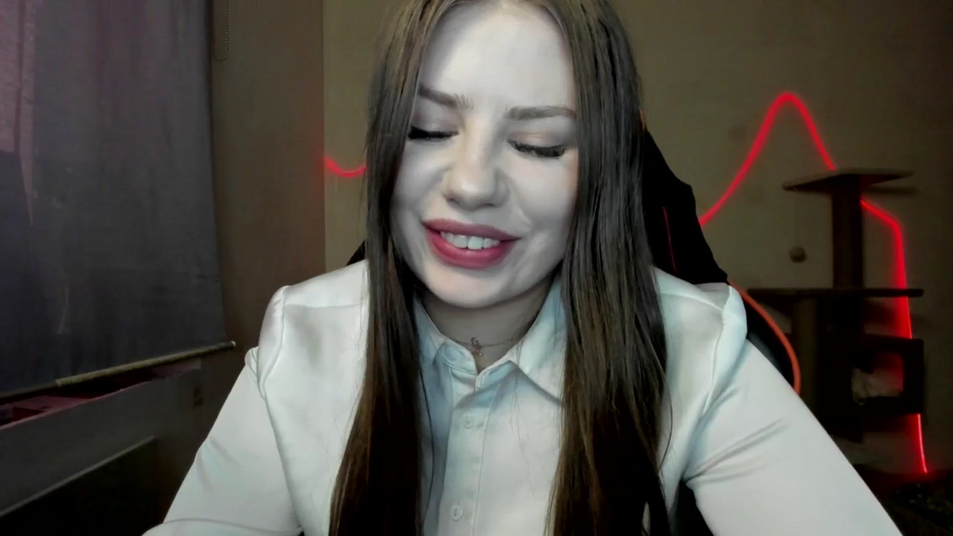 Gallery image thumbnail from FlyingDream's myfreecams stream on, 11/16/2025, 14:11 image 4 of 20