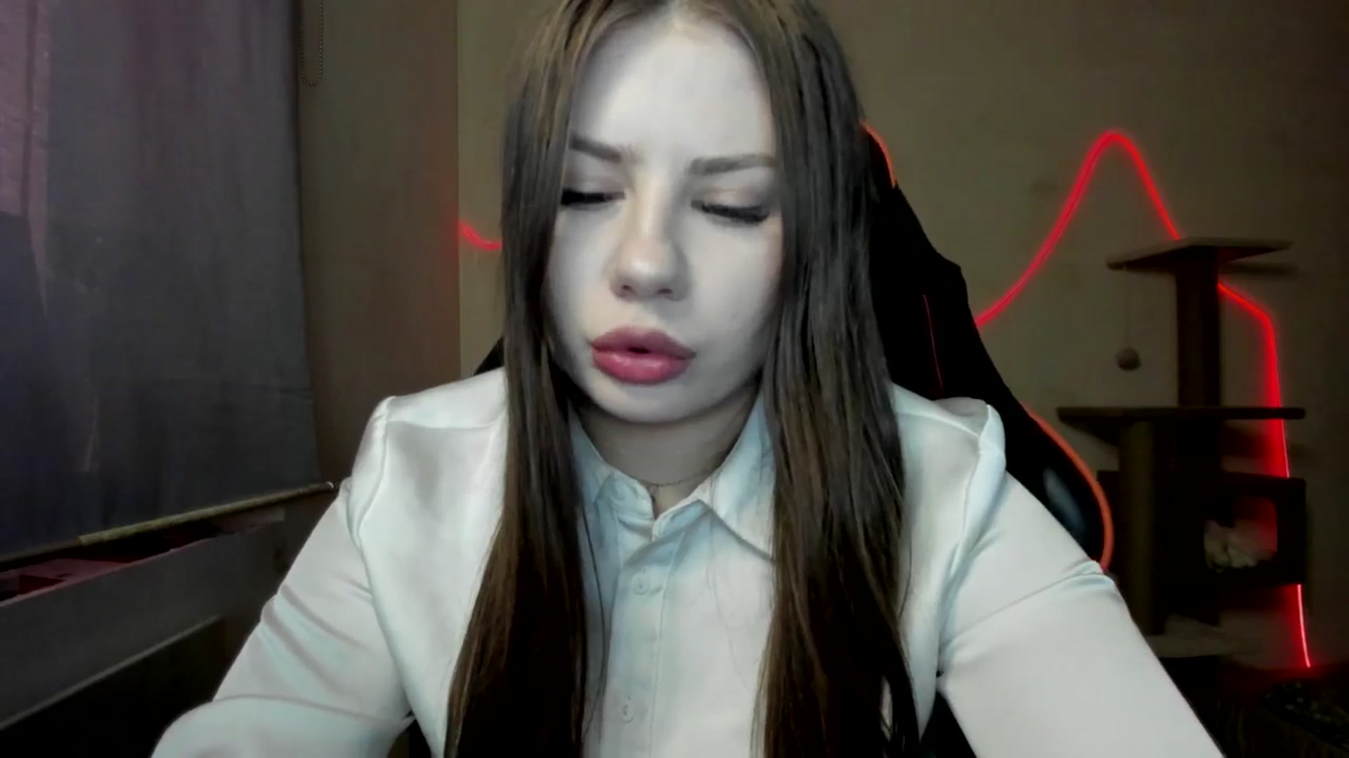 Gallery image thumbnail from FlyingDream's myfreecams stream on, 11/16/2025, 14:11 image 5 of 20