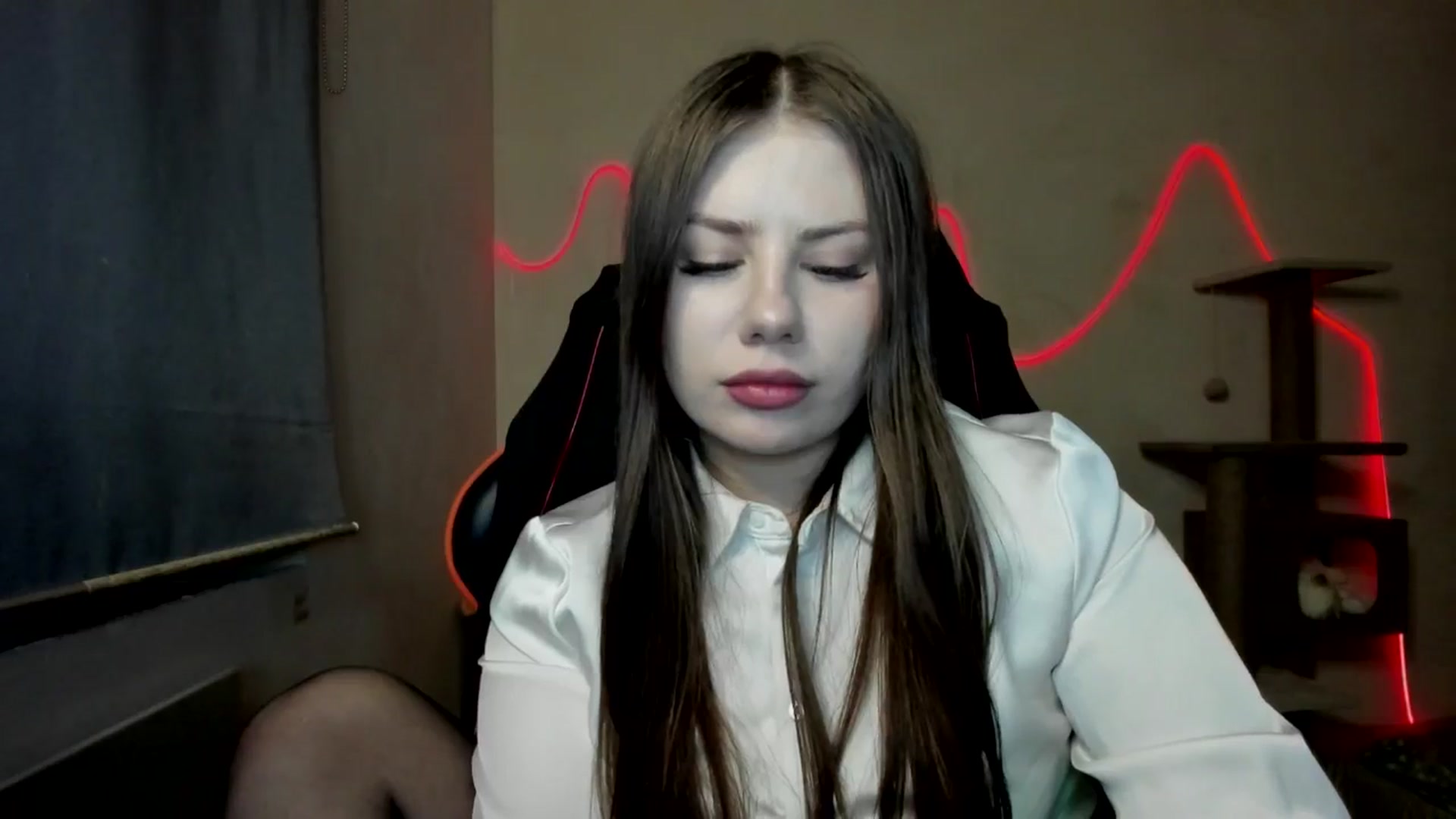 Gallery image thumbnail from FlyingDream's myfreecams stream on, 11/16/2025, 14:51 image 7 of 20