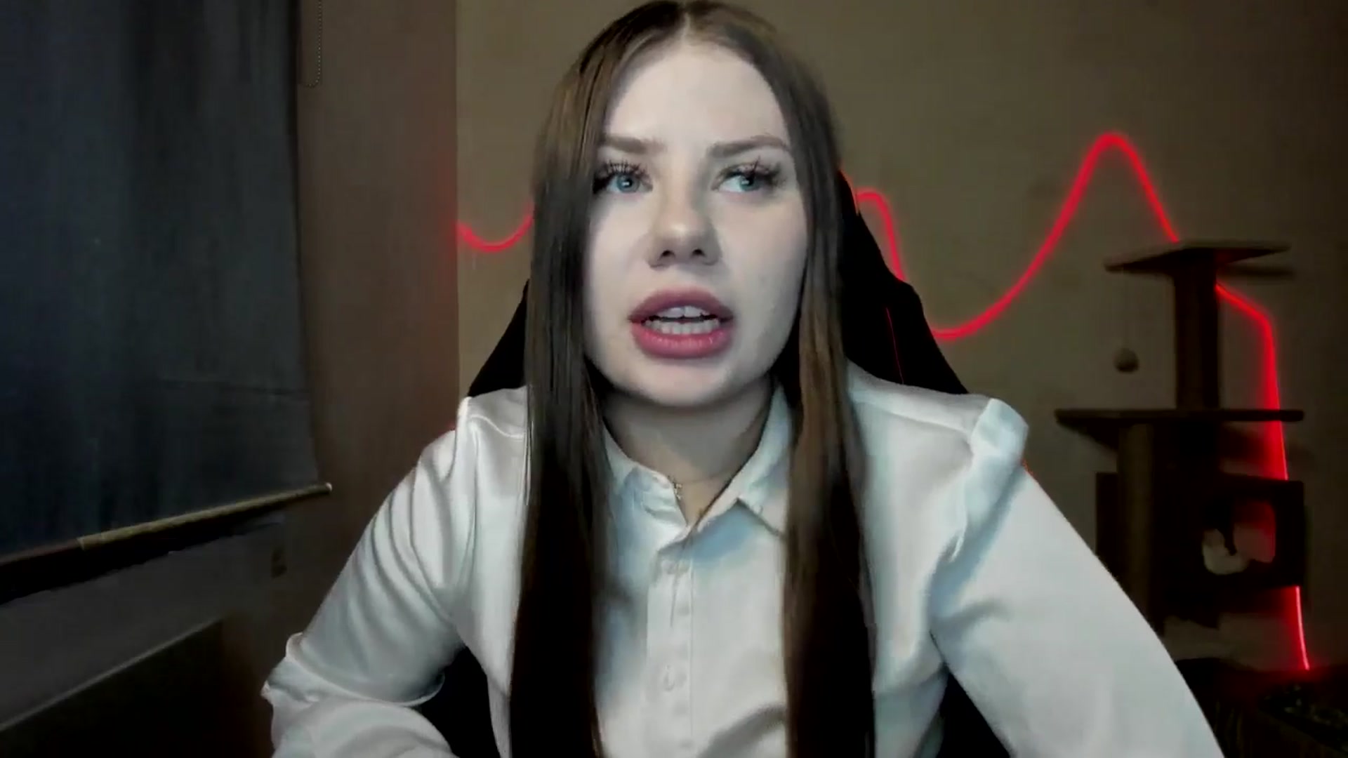 Gallery image thumbnail from FlyingDream's myfreecams stream on, 11/16/2025, 14:51 image 12 of 20