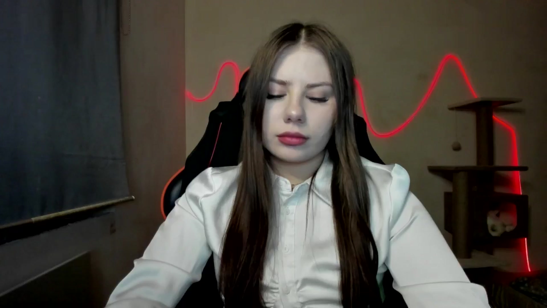 Gallery image thumbnail from FlyingDream's myfreecams stream on, 11/16/2025, 14:51 image 3 of 20