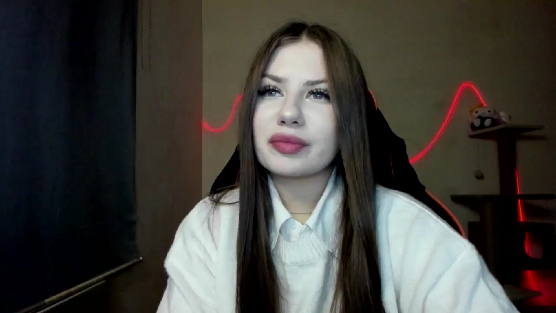Gallery image thumbnail from FlyingDream's myfreecams stream on, 11/22/2025, 14:26 image 15 of 20